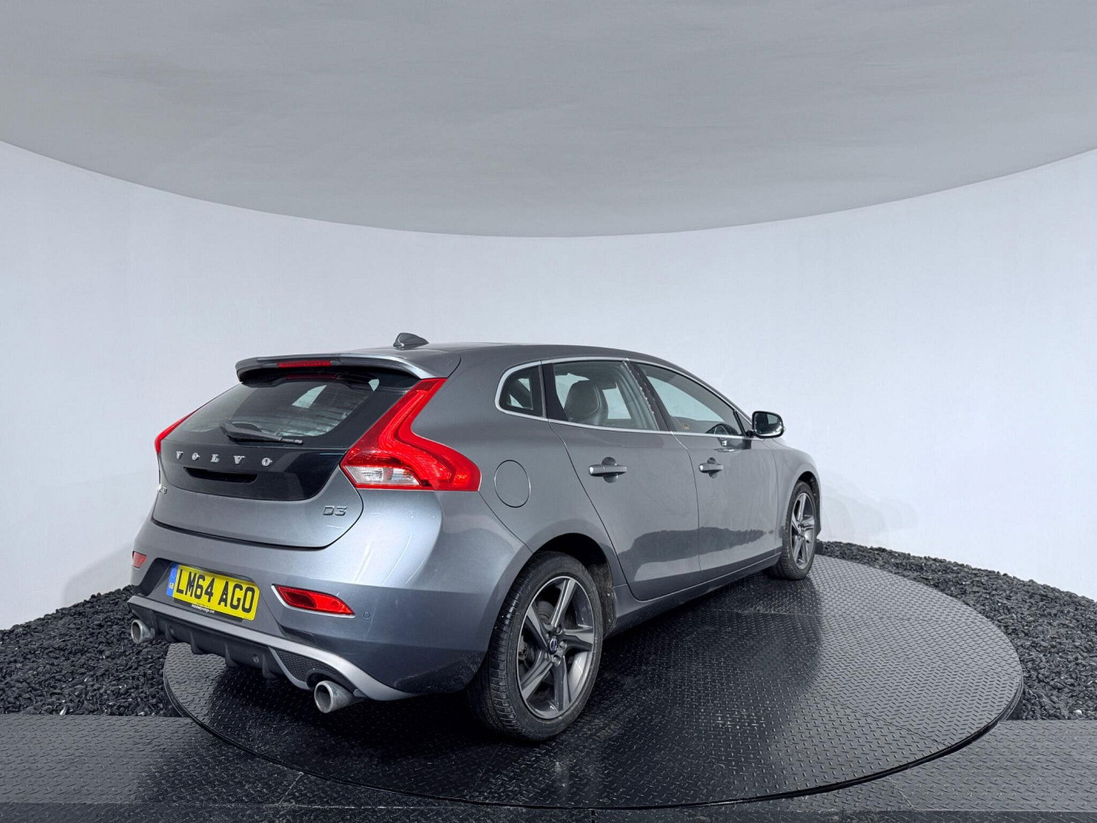 Volvo V40 2.0 D3 R-Design Nav Euro 5 (s/s) 5dr 5dr Manual 2014