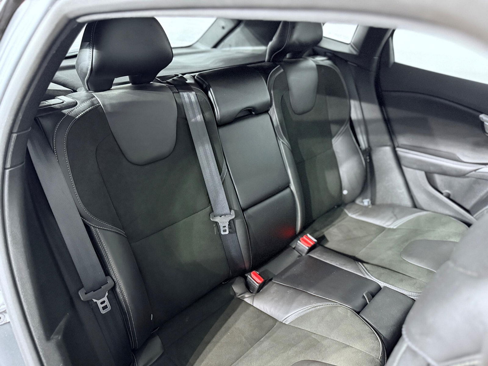 Volvo V40 2.0 D3 R-Design Nav Euro 5 (s/s) 5dr 5dr Manual 2014