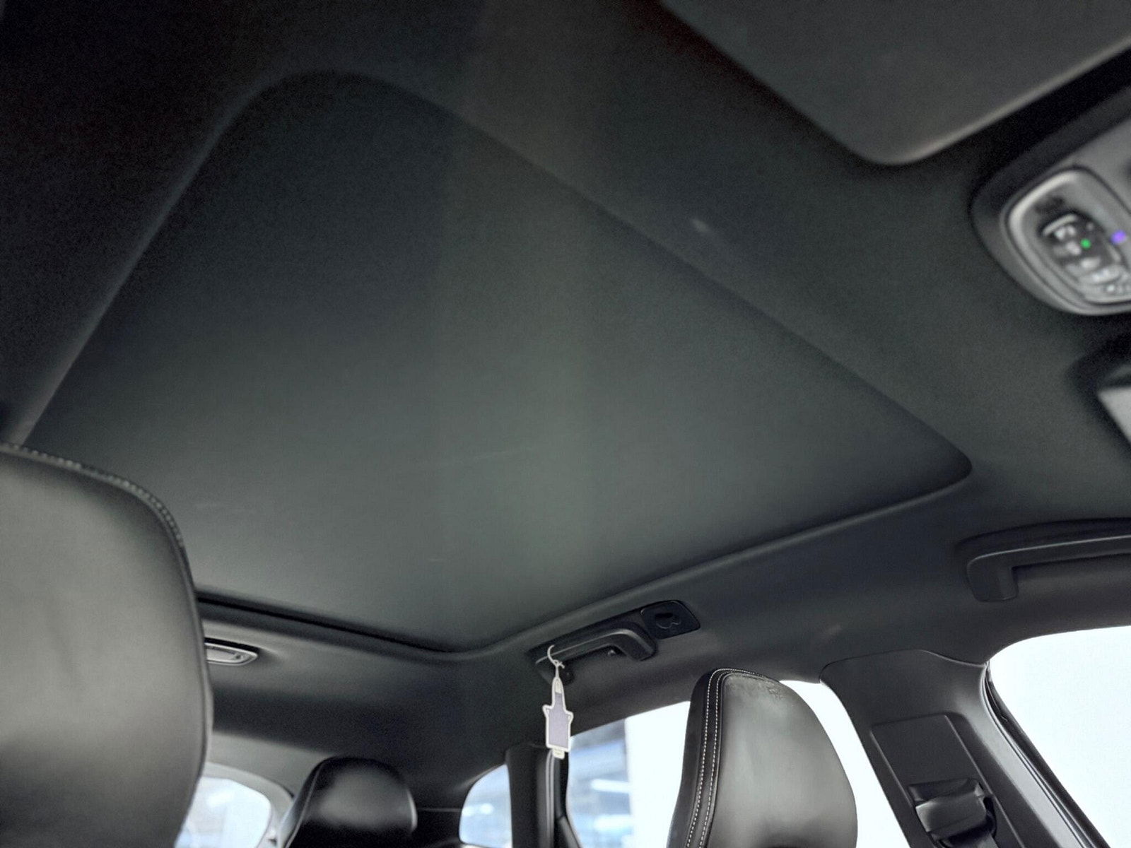 Volvo V40 2.0 D3 R-Design Nav Euro 5 (s/s) 5dr 5dr Manual 2014