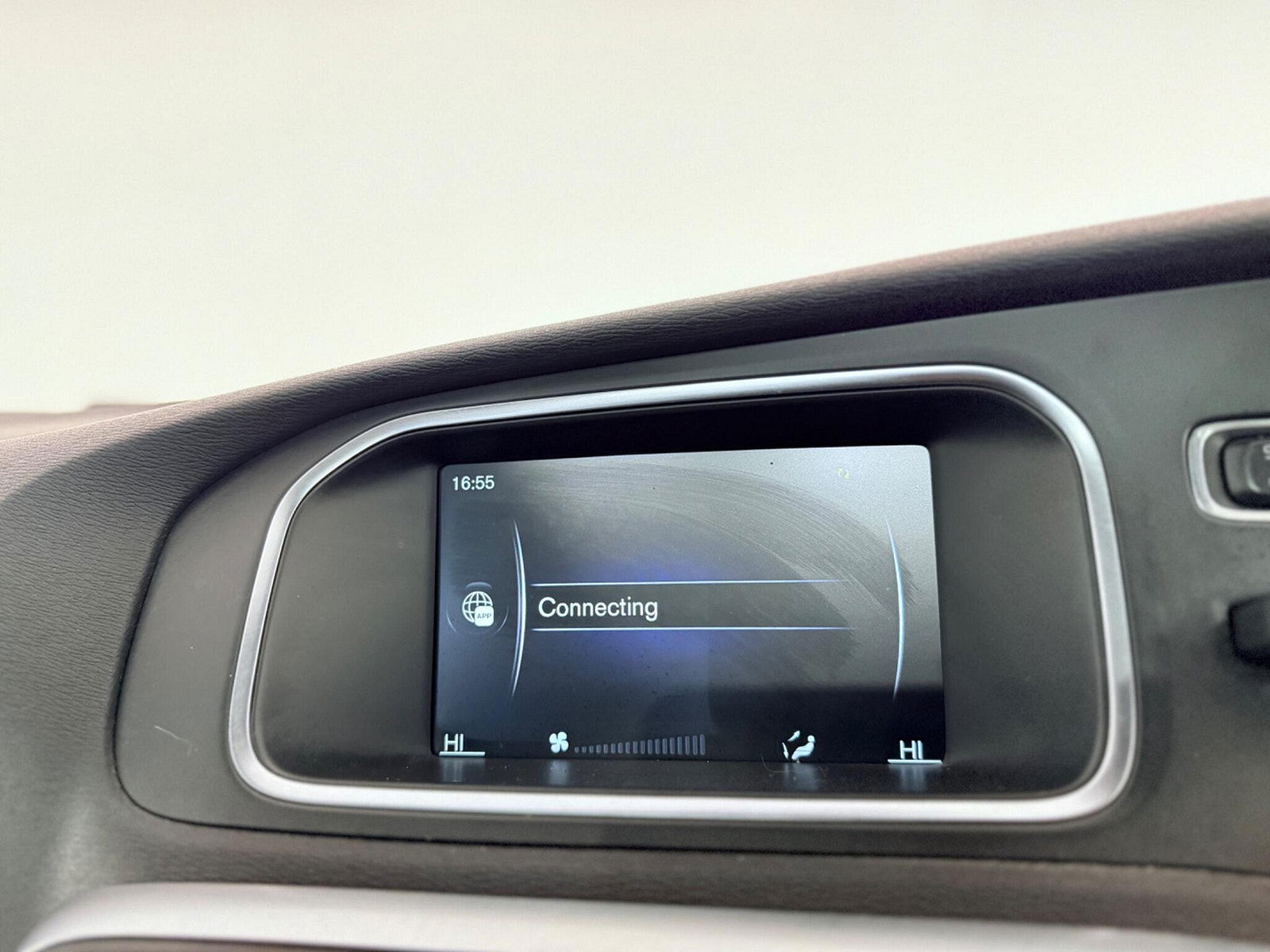 Volvo V40 2.0 D3 R-Design Nav Euro 5 (s/s) 5dr 5dr Manual 2014