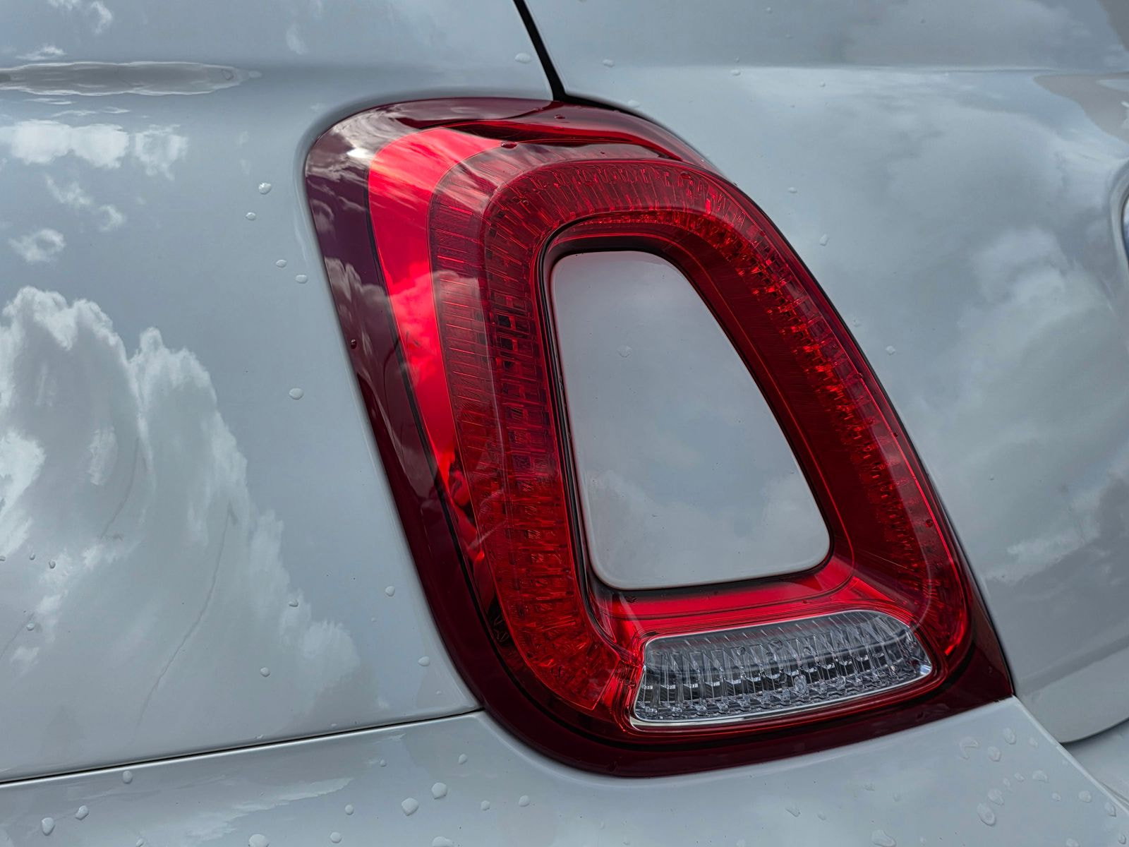 Abarth 595C 1.4 T-Jet Turismo Cabrio Auto Euro 6 2dr 2dr Automatic 2022