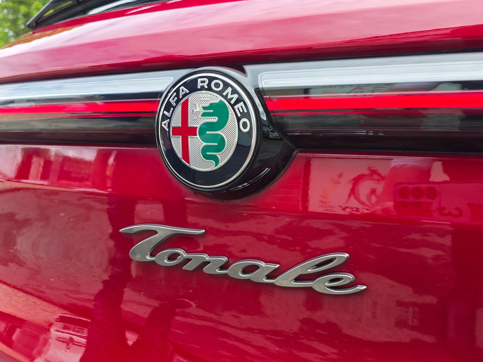 Alfa Romeo Tonale 1.3 VGT 15.5kWh Veloce SUV 5dr Petrol Plug-in Hybrid Auto Q4 AWD Euro 6 (280 ps) 5dr Automatic 2023