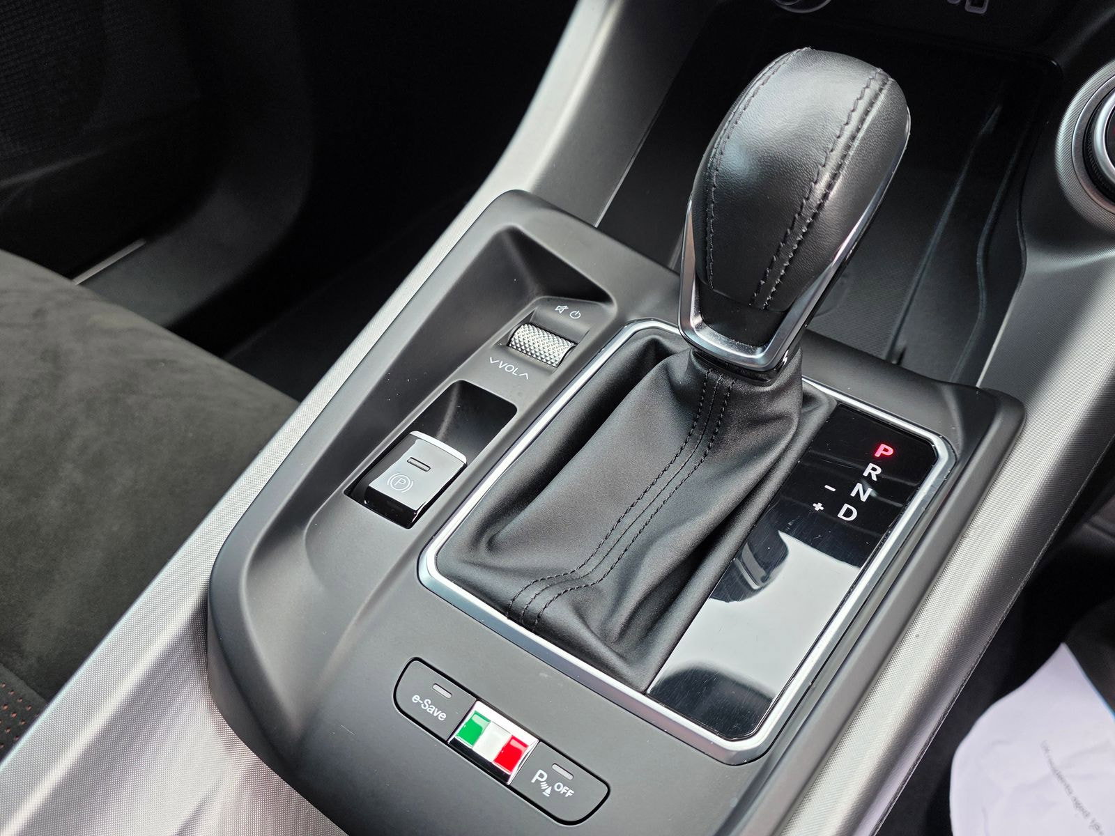 Alfa Romeo Tonale 1.3 VGT 15.5kWh Veloce SUV 5dr Petrol Plug-in Hybrid Auto Q4 AWD Euro 6 (280 ps) 5dr Automatic 2023