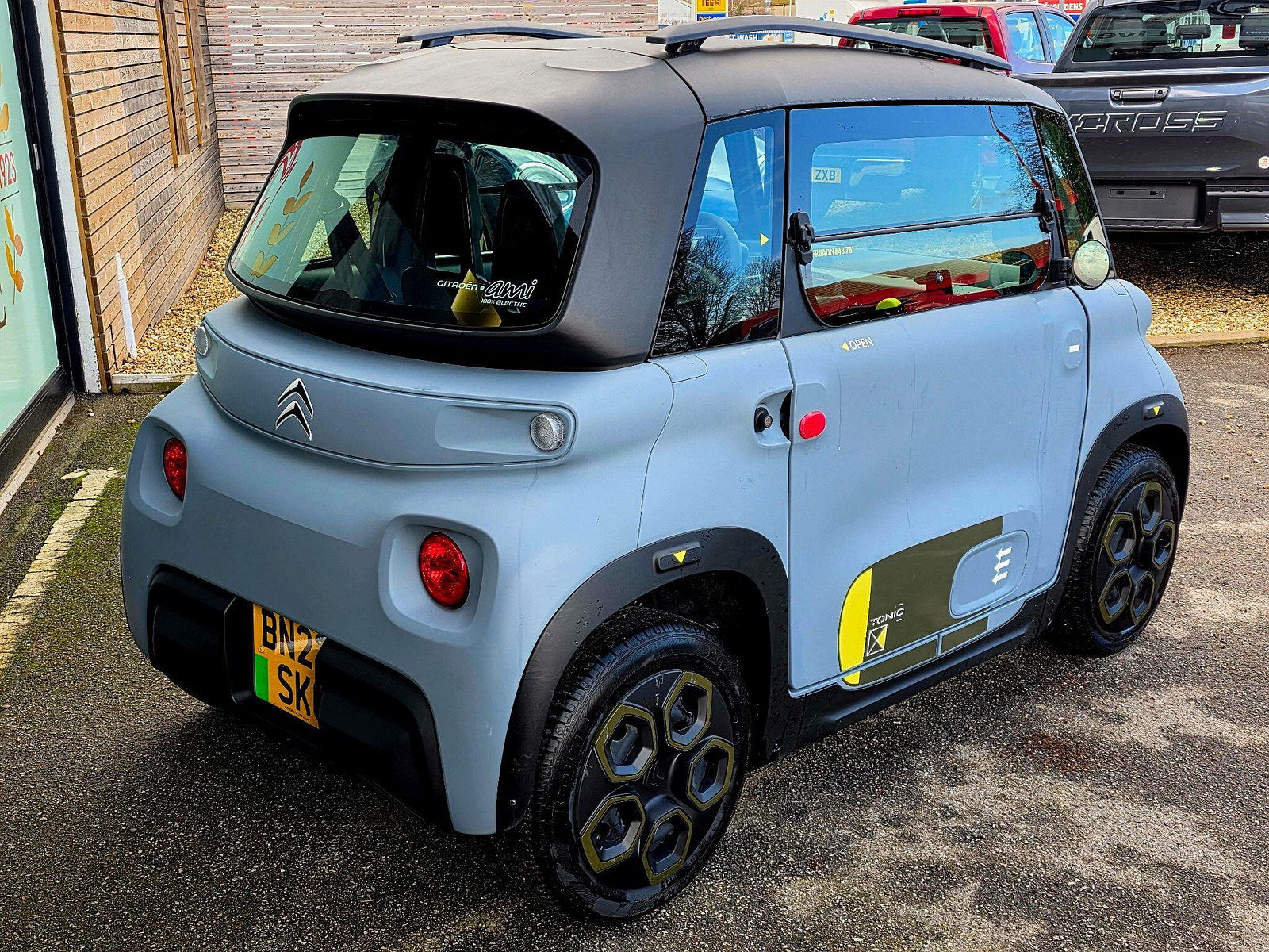 Citroen Ami 5.4kWh My Ami Tonic Auto 2dr (LHD) 2dr Automatic 2023