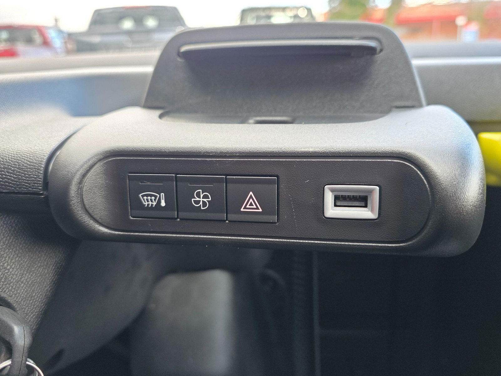 Citroen Ami 5.4kWh My Ami Tonic Auto 2dr (LHD) 2dr Automatic 2023