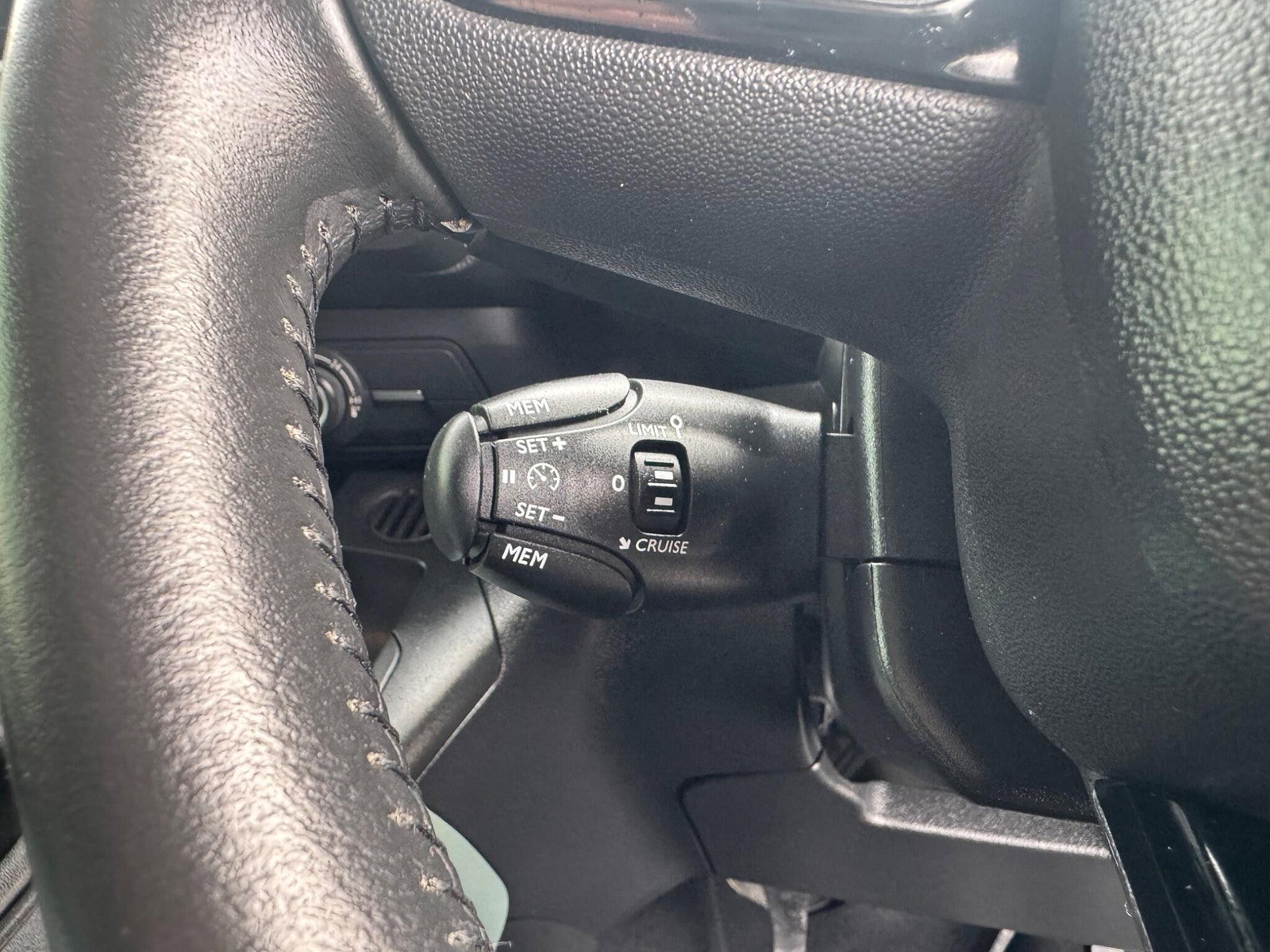 Citroen Berlingo 1.5 BlueHDi Feel XL MPV Euro 6 (s/s) 5dr 5dr Manual 2020