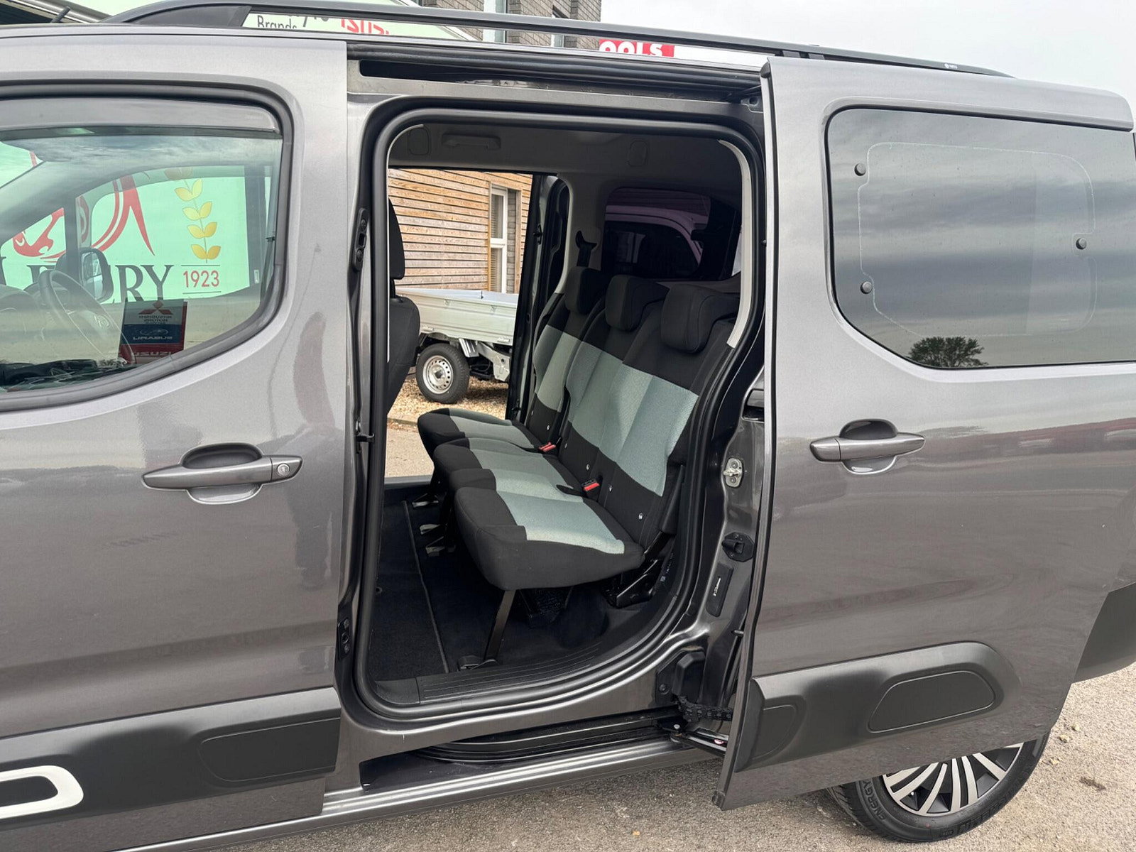 Citroen Berlingo 1.5 BlueHDi Feel XL MPV Euro 6 (s/s) 5dr 5dr Manual 2020