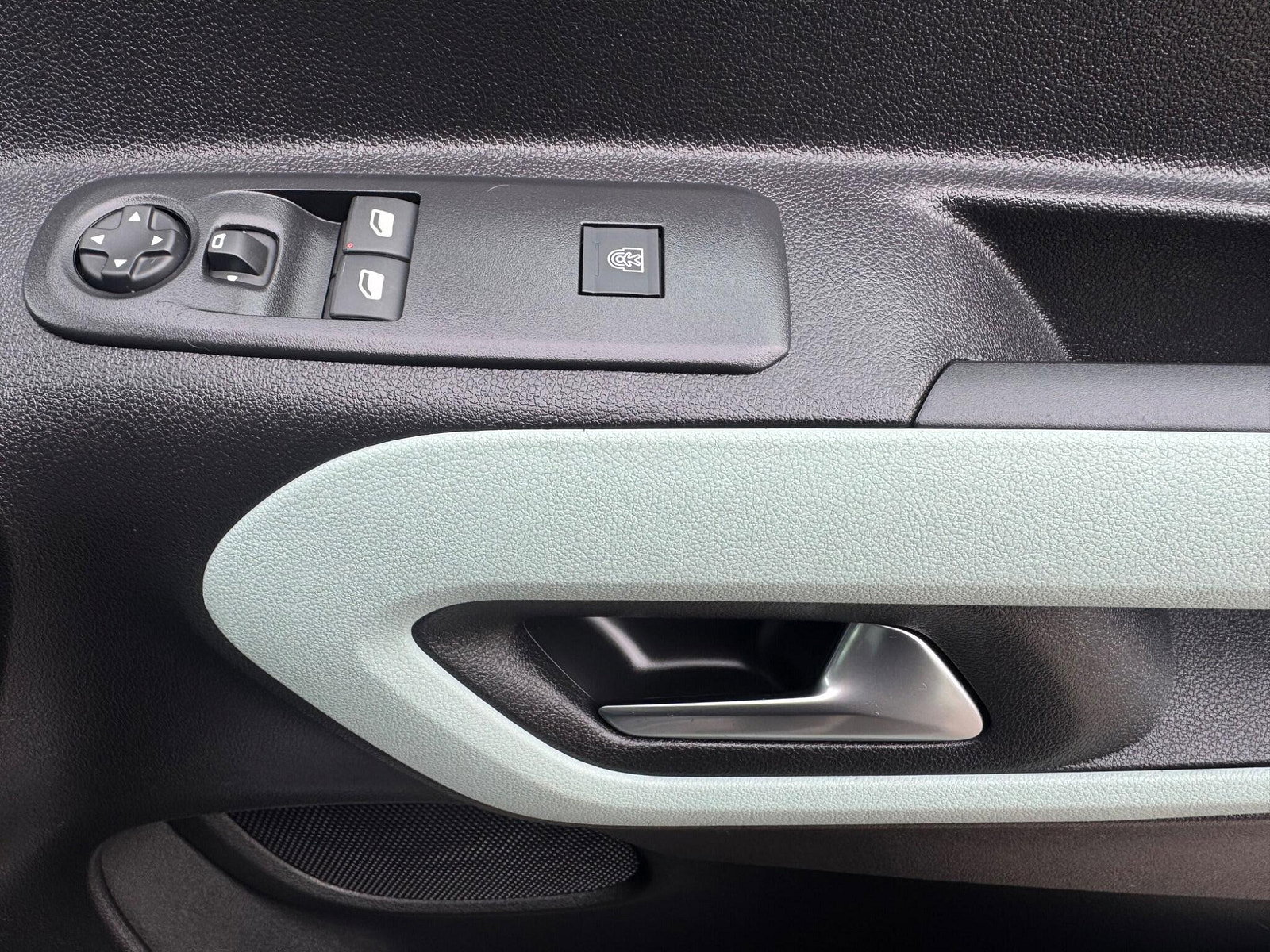 Citroen Berlingo 1.5 BlueHDi Feel XL MPV Euro 6 (s/s) 5dr 5dr Manual 2020