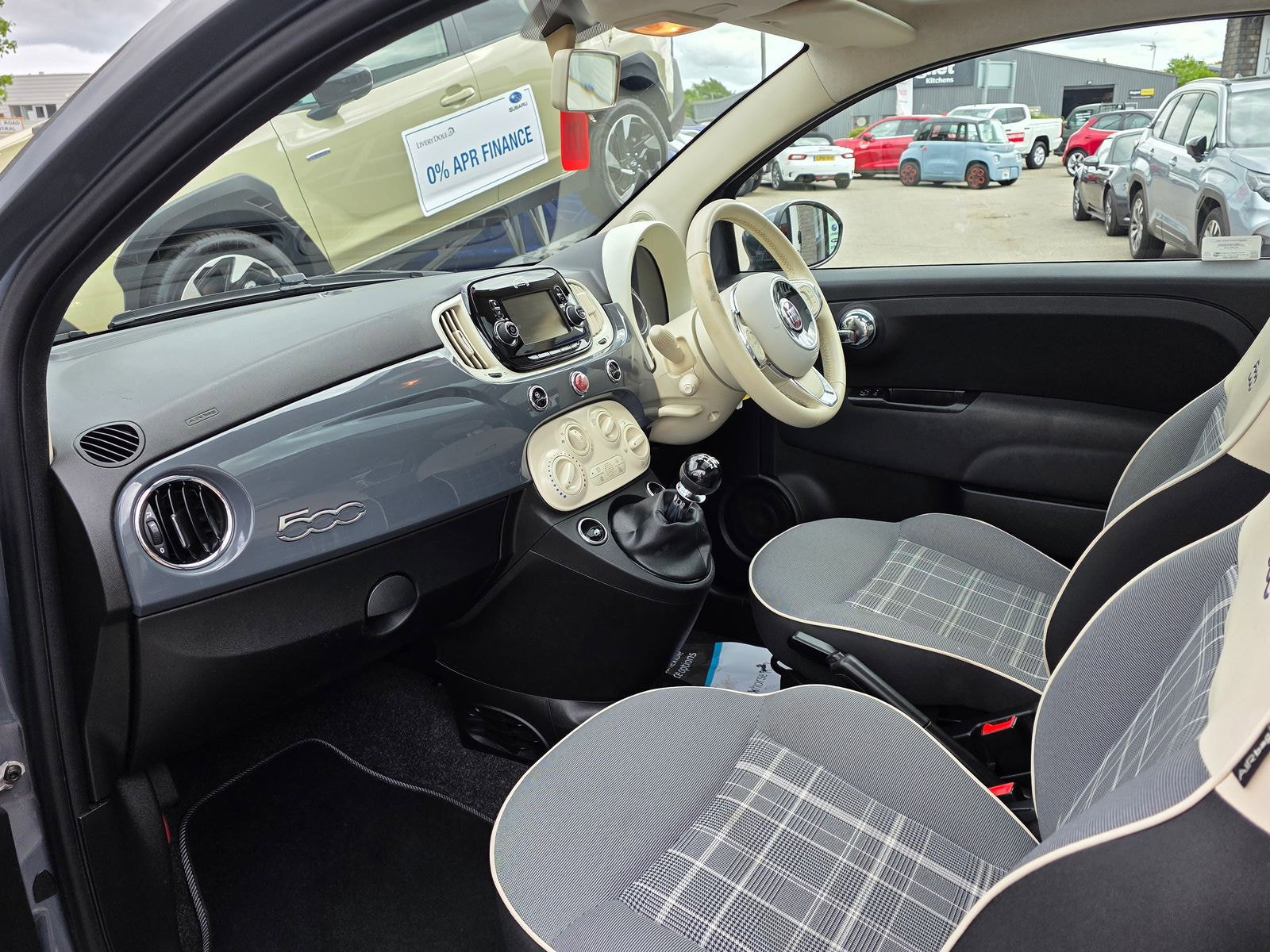 Fiat 500 1.2 Lounge Hatchback 3dr Petrol Manual Euro 6 (s/s) (69 bhp) 3dr Manual 2018
