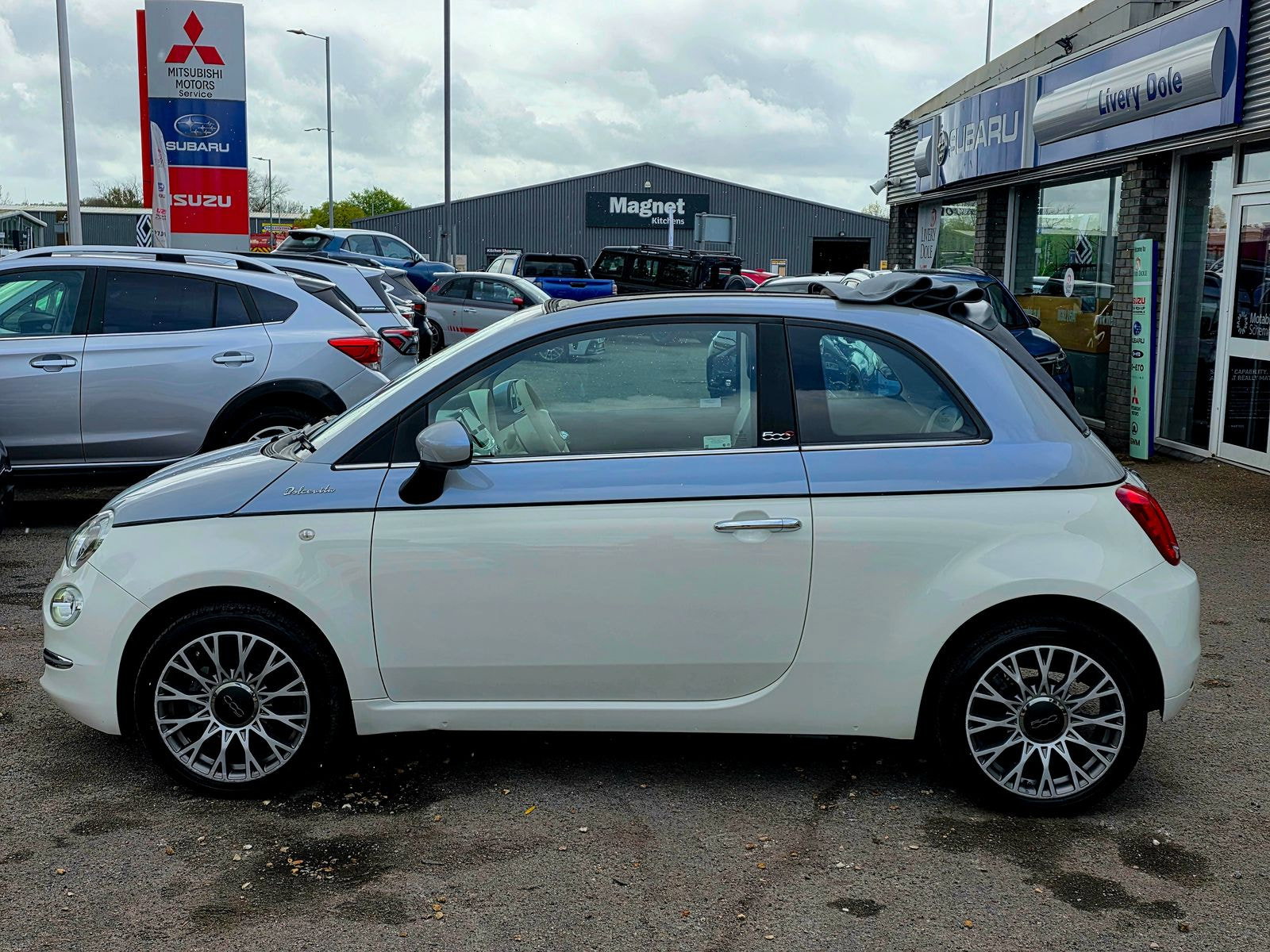 Fiat 500C 1.0 MHEV Dolcevita Plus Convertible 2dr Petrol Manual Euro 6 (s/s) (70 bhp) 2dr Manual 2022