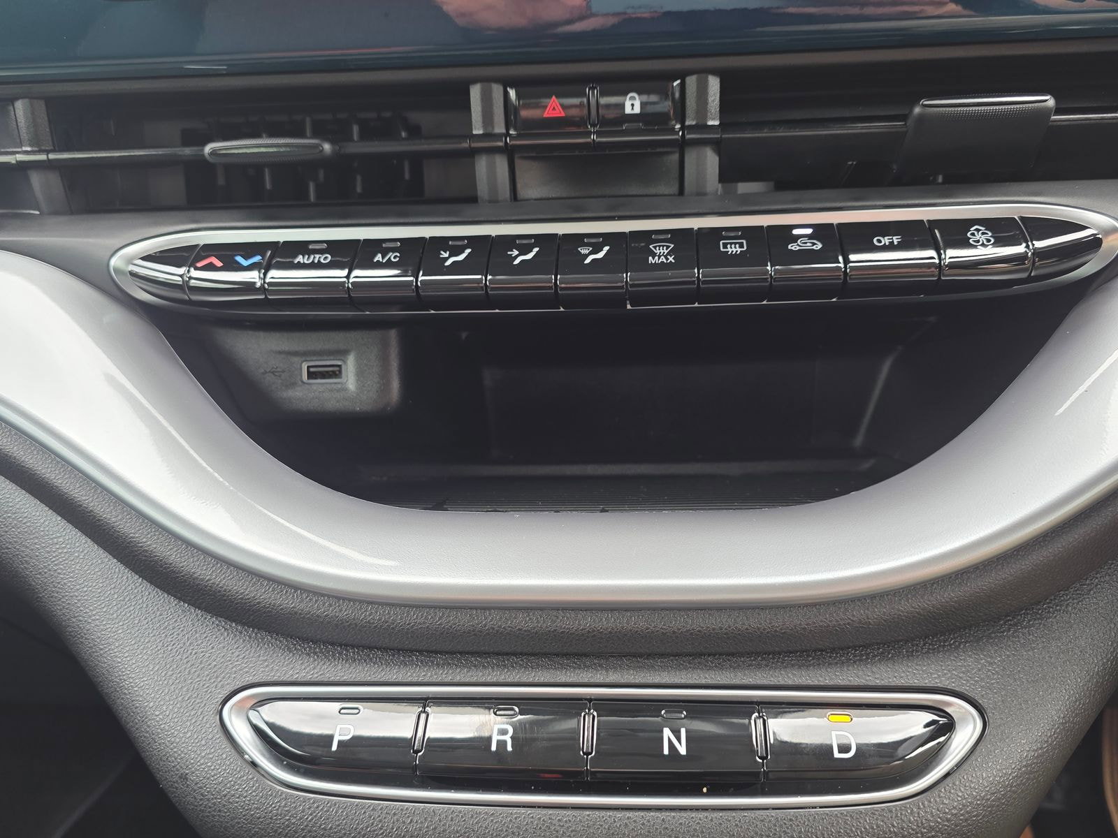 Fiat 500e 42kWh Icon Hatchback 3dr Electric Auto (118 ps) 3dr Automatic 2022
