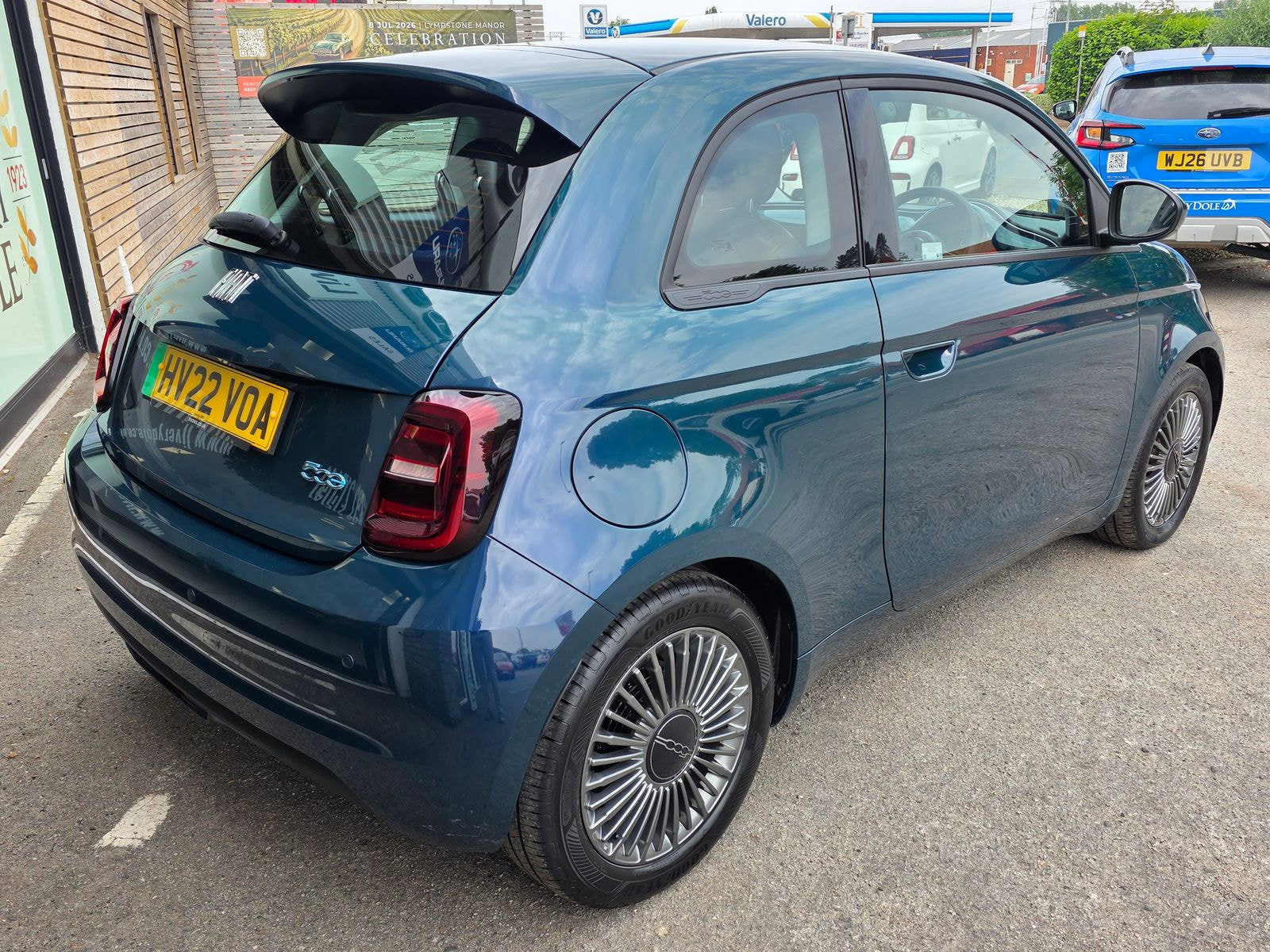 Fiat 500e 42kWh Icon Hatchback 3dr Electric Auto (118 ps) 3dr Automatic 2022