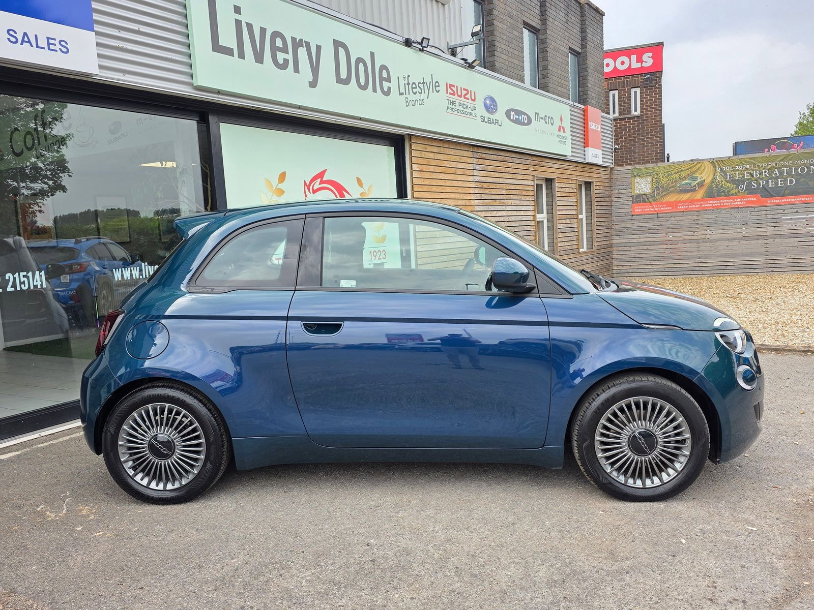 Fiat 500e 42kWh Icon Hatchback 3dr Electric Auto (118 ps) 3dr Automatic 2022