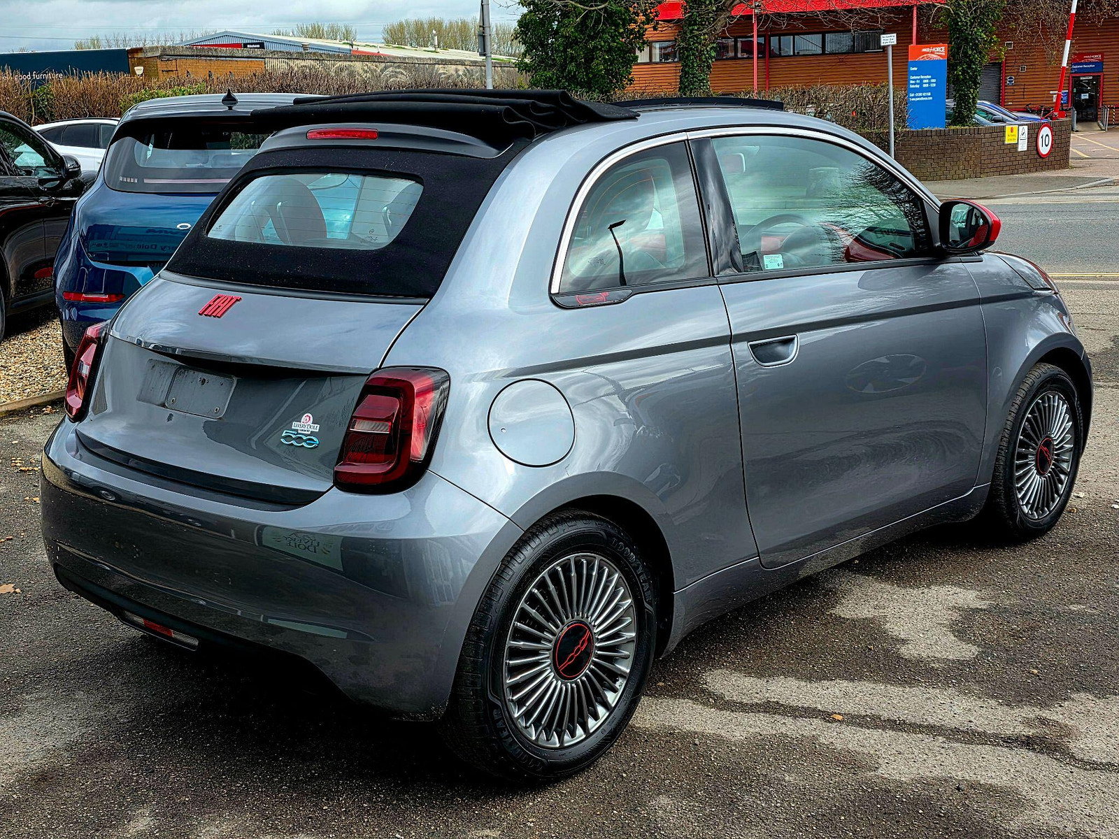 Fiat 500e C 42kWh RED Auto 2dr 2dr Automatic 2022