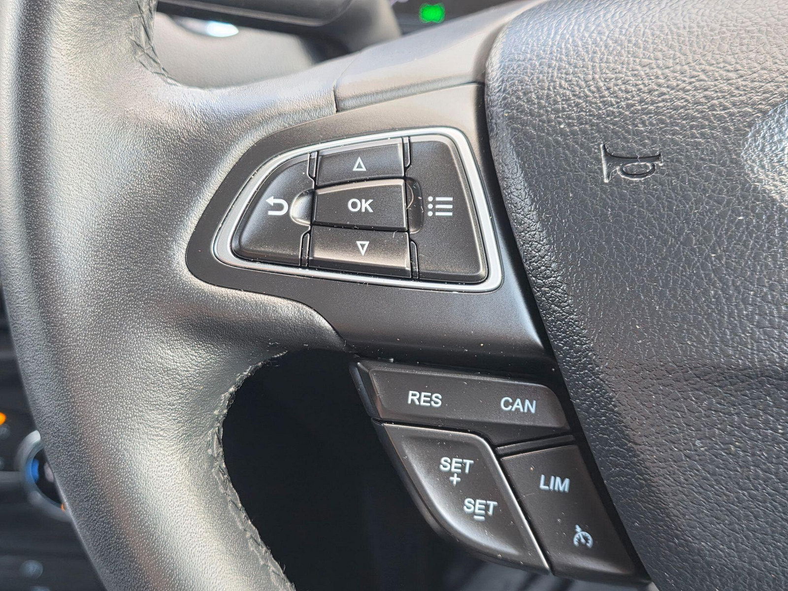 Ford EcoSport 1.0T EcoBoost Titanium Auto Euro 6 (s/s) 5dr 5dr Automatic 2019