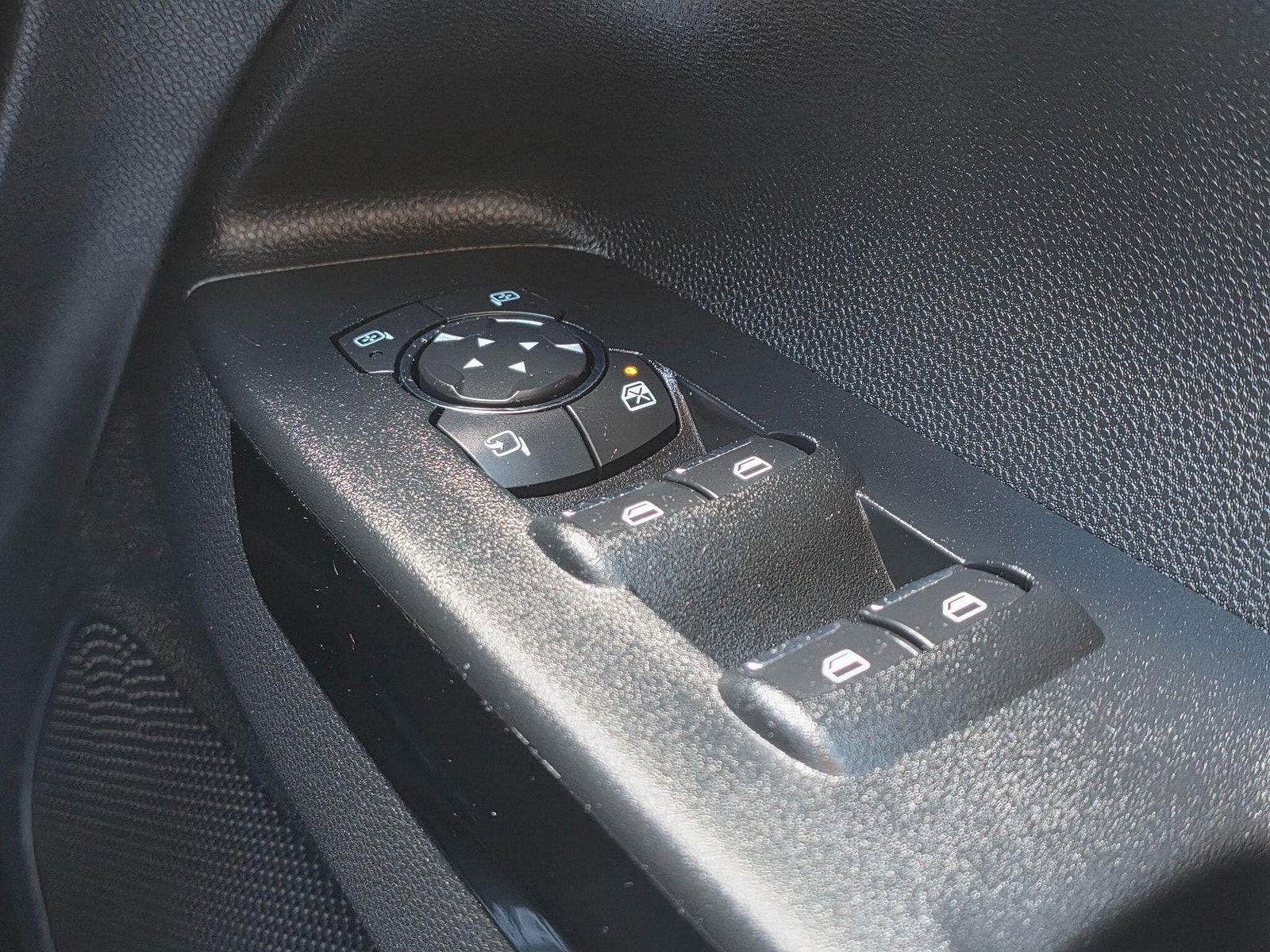 Ford EcoSport 1.0T EcoBoost Titanium Auto Euro 6 (s/s) 5dr 5dr Automatic 2019