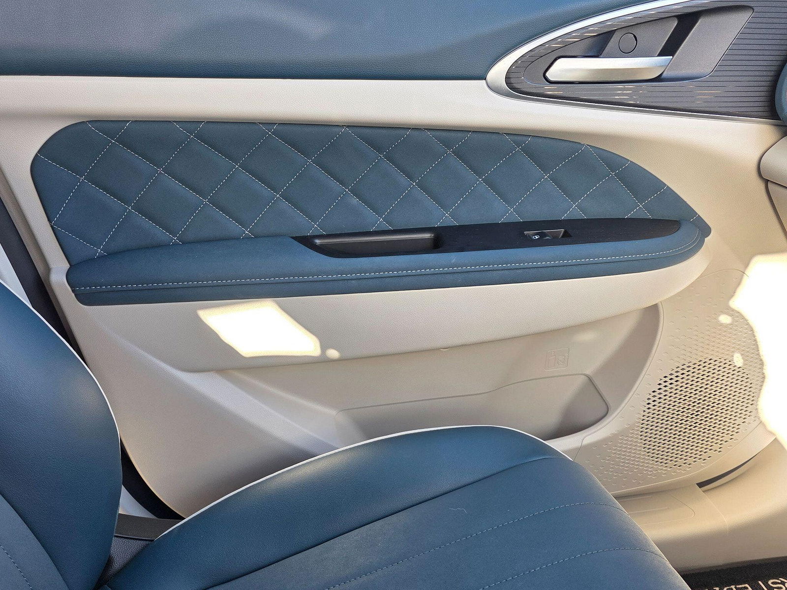 GWM Funky Cat 48kWh First Edition Auto 5dr 5dr Automatic 2023