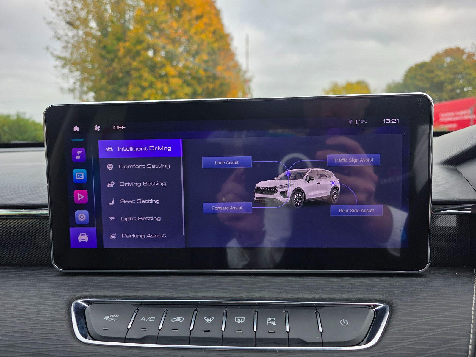 GWM Haval jolion pro 1.5 Lux DHT Euro 6 (s/s) 5dr 5dr Automatic 2025