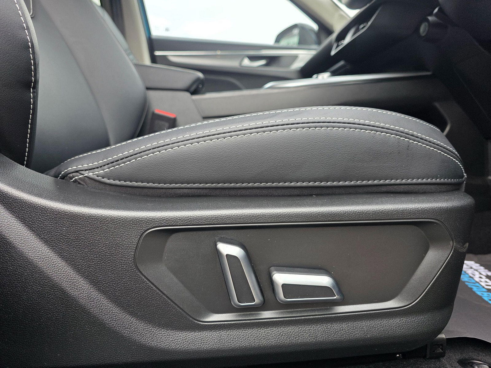 GWM Haval jolion pro 1.5 Lux DHT Euro 6 (s/s) 5dr 5dr Automatic 2025