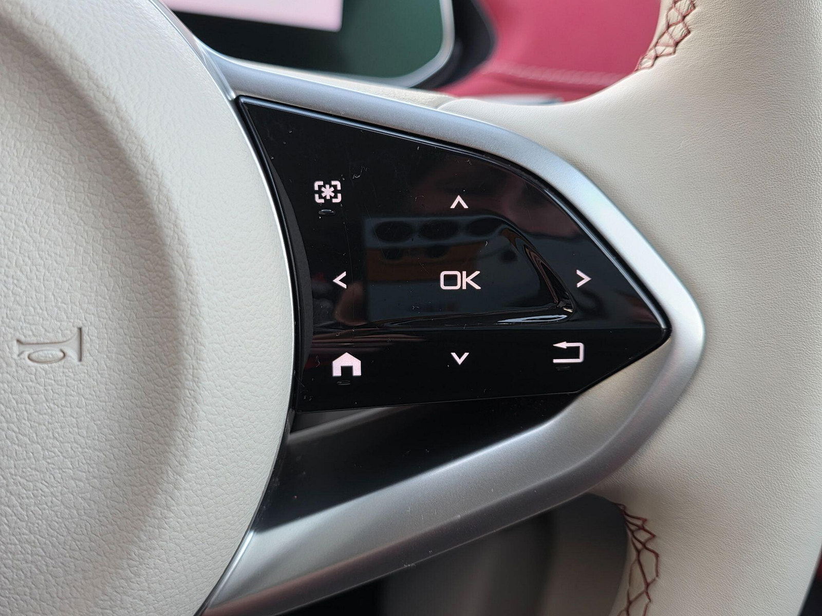 GWM ORA 03 48kWh PURE+ Auto 5dr 5dr Automatic 2024