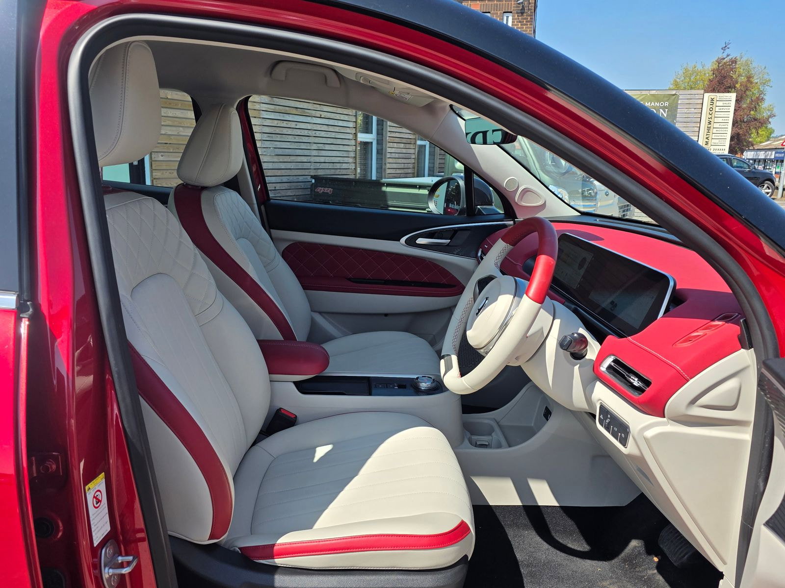 GWM ORA 03 48kWh PURE+ Hatchback 5dr Electric Auto (171 ps) 5dr Automatic 2024