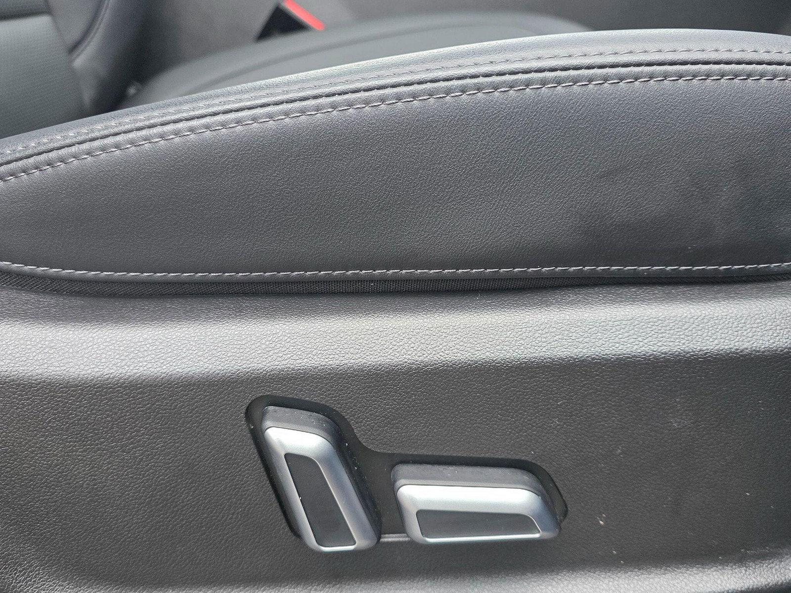 GWM Poer300 2.4D Vanta Auto 4WD Euro 6 (s/s) 4dr 4dr Automatic 2025