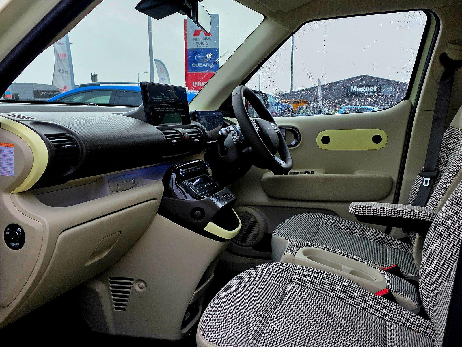 Hyundai Inster Long Range 49kWh 02 Auto 5dr 5dr Automatic 2025