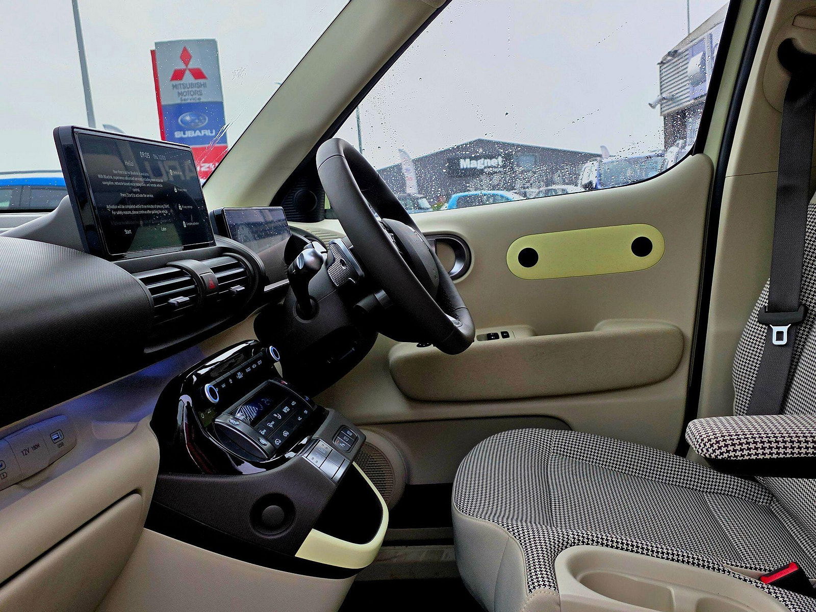 Hyundai Inster Long Range 49kWh 02 Auto 5dr 5dr Automatic 2025