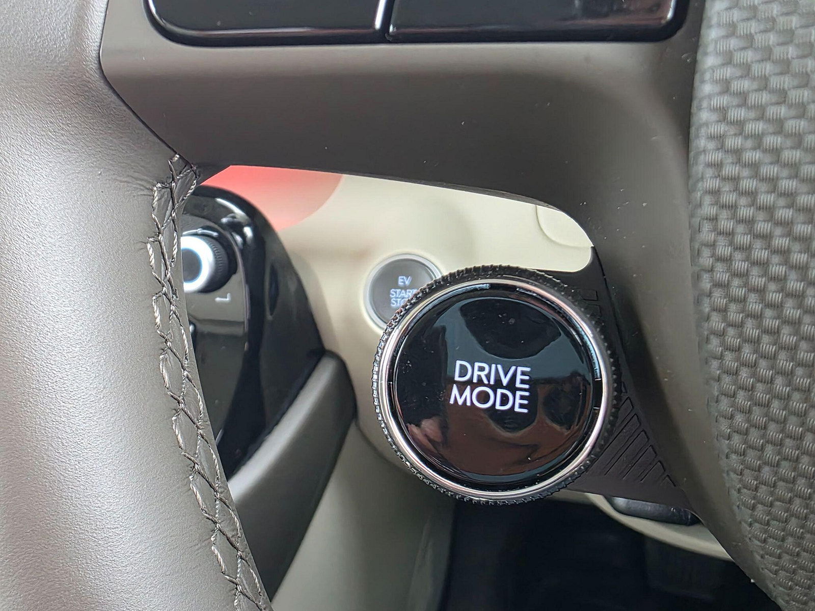 Hyundai Inster Long Range 49kWh 02 Auto 5dr 5dr Automatic 2025