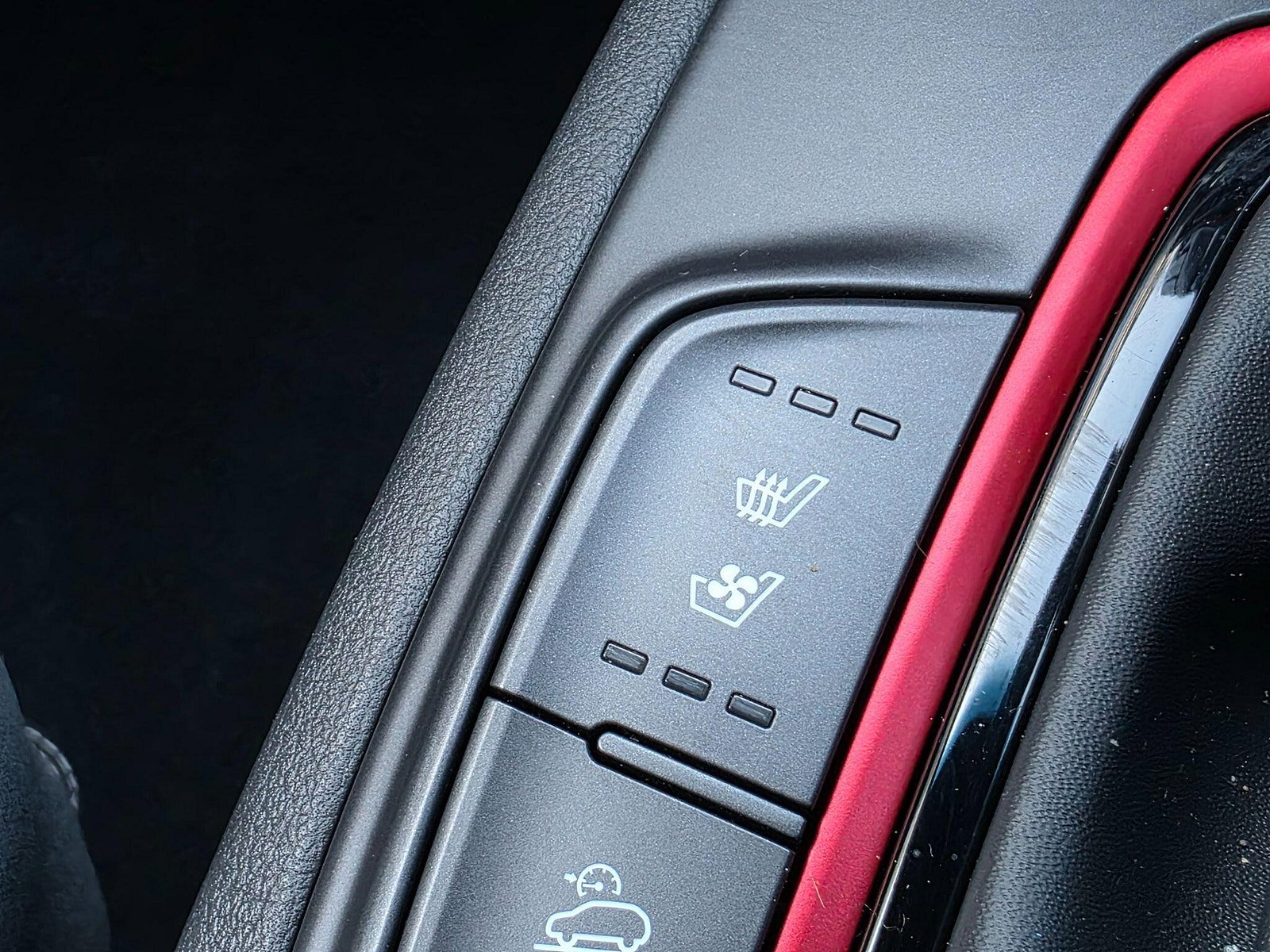 Hyundai Kona 1.6 T-GDi Iron Man Edition DCT Euro 6 (s/s) 5dr 5dr Automatic 2020