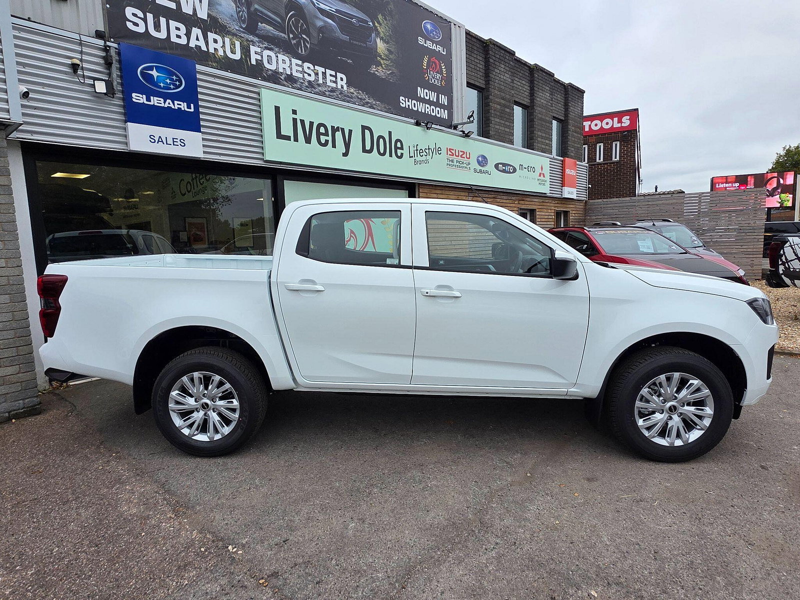 Isuzu D-Max 1.9 TD DL20 Pickup Double Cab 4dr Diesel Manual 4WD Euro 6 (s/s) (164 ps) 4dr Manual 2025