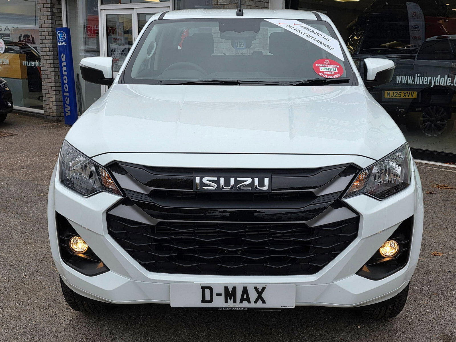 Isuzu D-Max 1.9 TD DL20 Pickup Double Cab 4dr Diesel Manual 4WD Euro 6 (s/s) (164 ps) 4dr Manual 2025