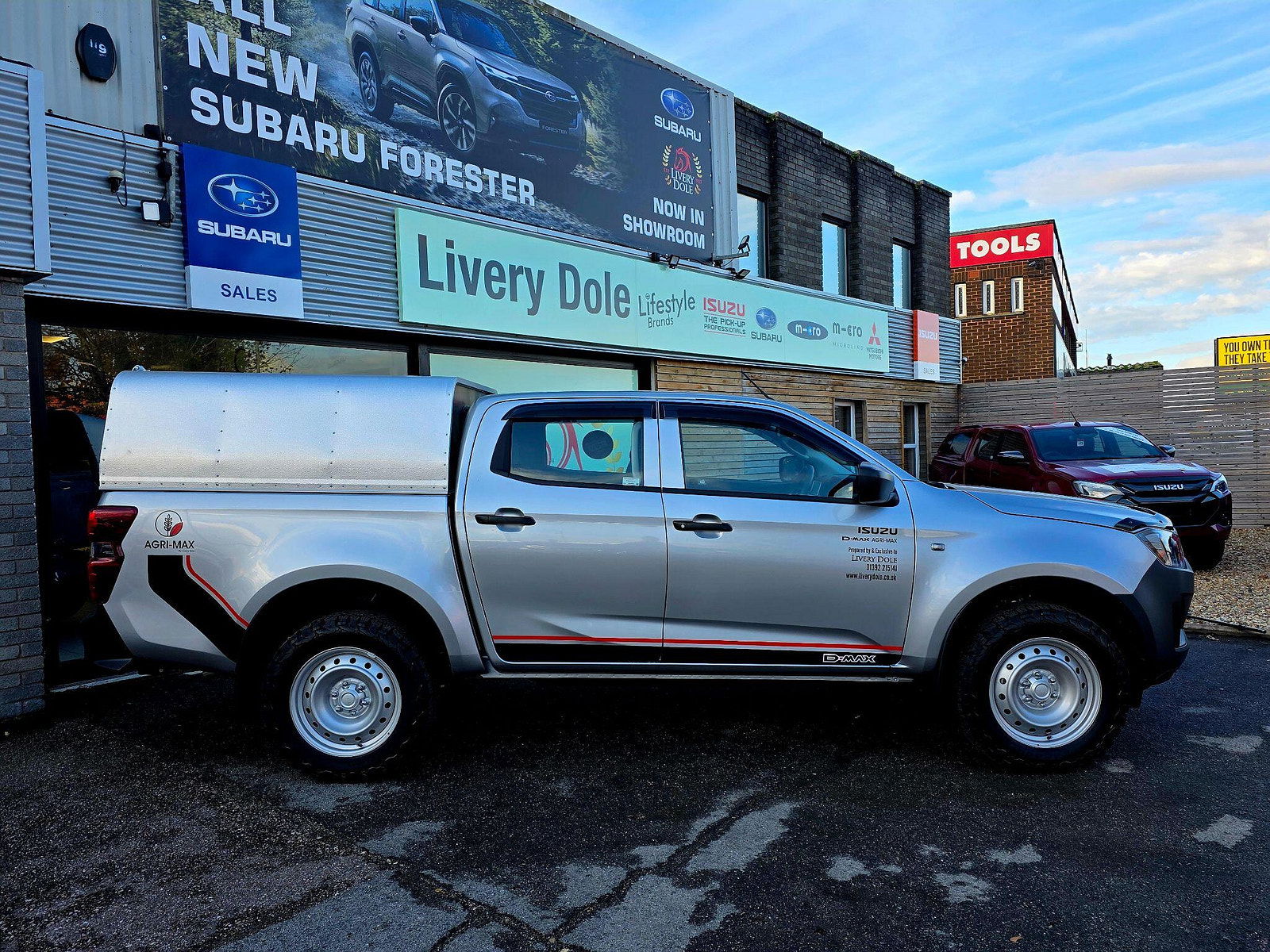 Isuzu D-Max 1.9 TD Utility Diff Lock Pickup Double Cab 4dr Diesel Manual 4WD Euro 6 (s/s) (164 ps) 4dr Manual 2025