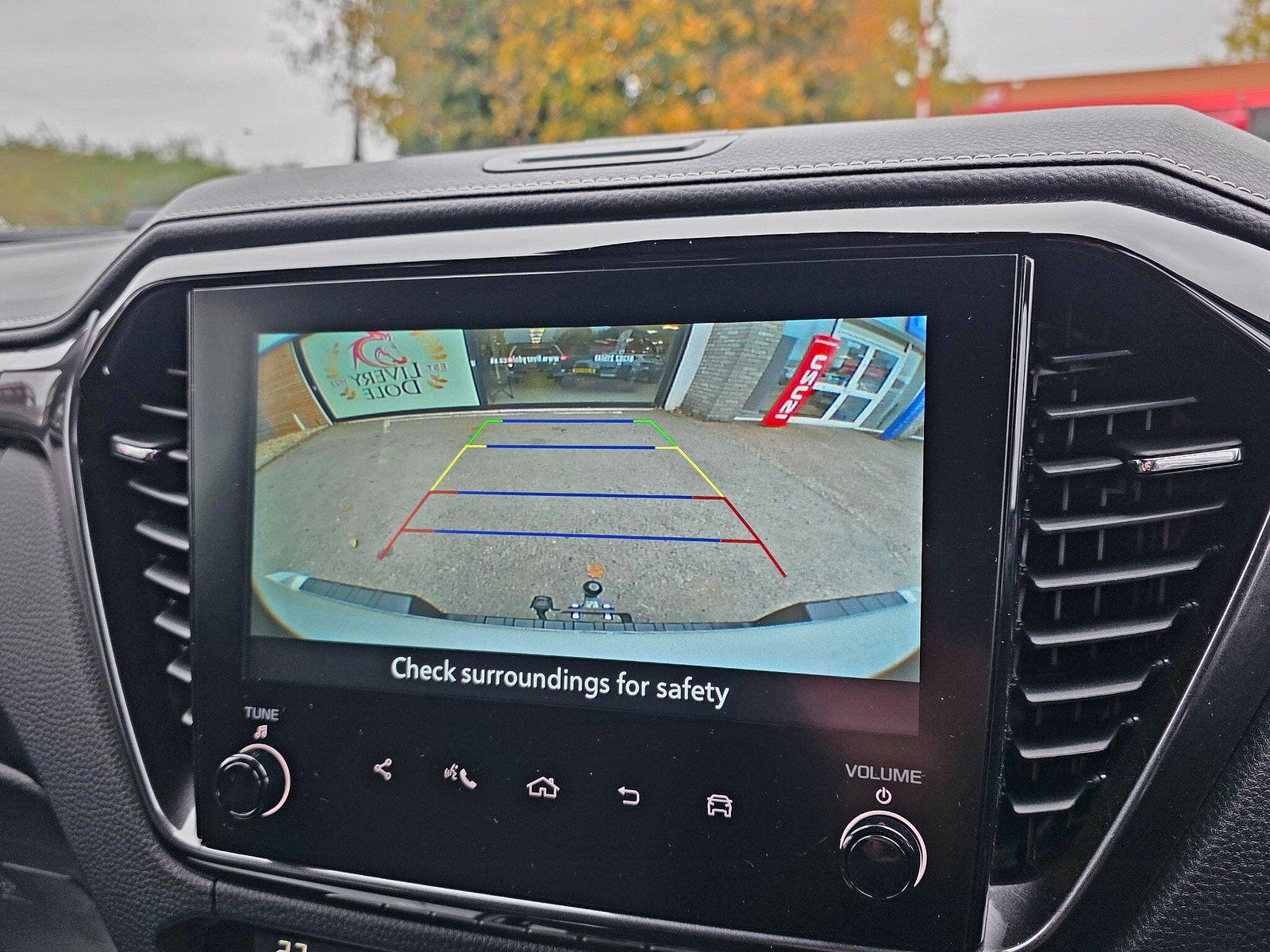 Isuzu D-Max 1.9 TD V-Cross 4WD Euro 6 (s/s) 4dr 4dr Manual 2025