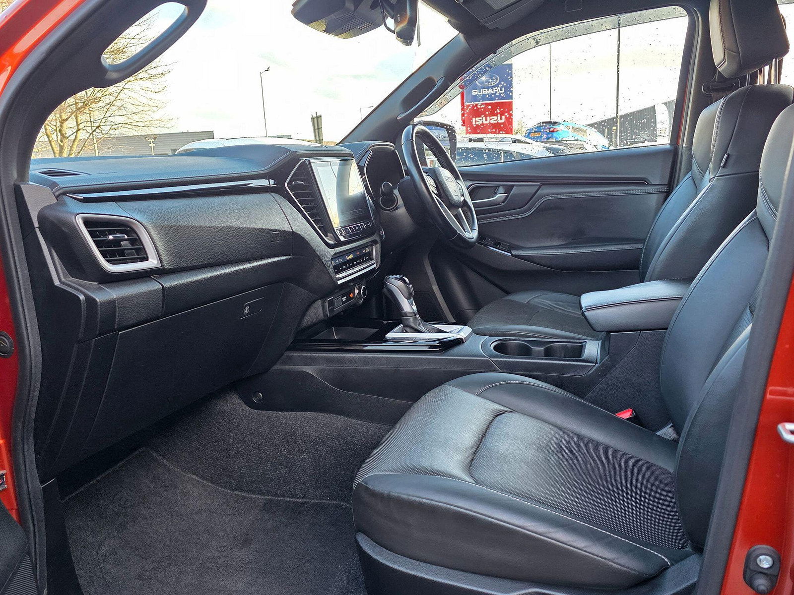 Isuzu D-Max 1.9 TD V-Cross Auto 4WD Euro 6 (s/s) 4dr 4dr Automatic 2023