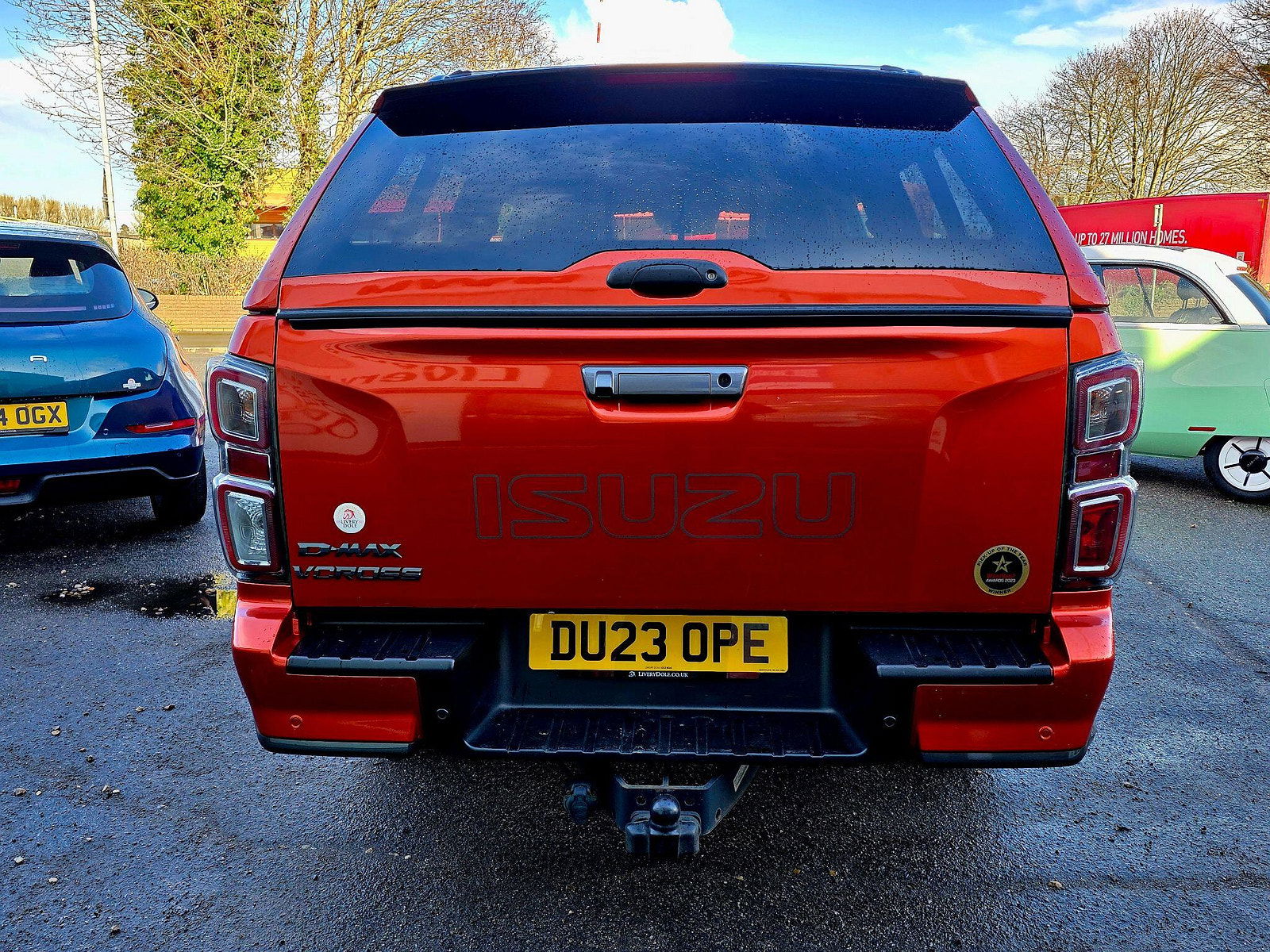 Isuzu D-Max 1.9 TD V-Cross Auto 4WD Euro 6 (s/s) 4dr 4dr Automatic 2023