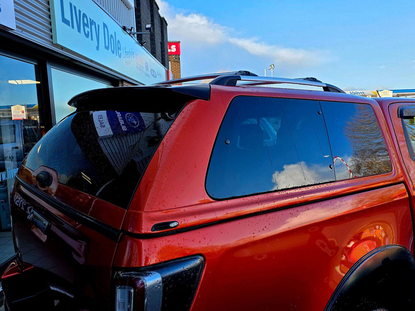 Isuzu D-Max 1.9 TD V-Cross Auto 4WD Euro 6 (s/s) 4dr 4dr Automatic 2023