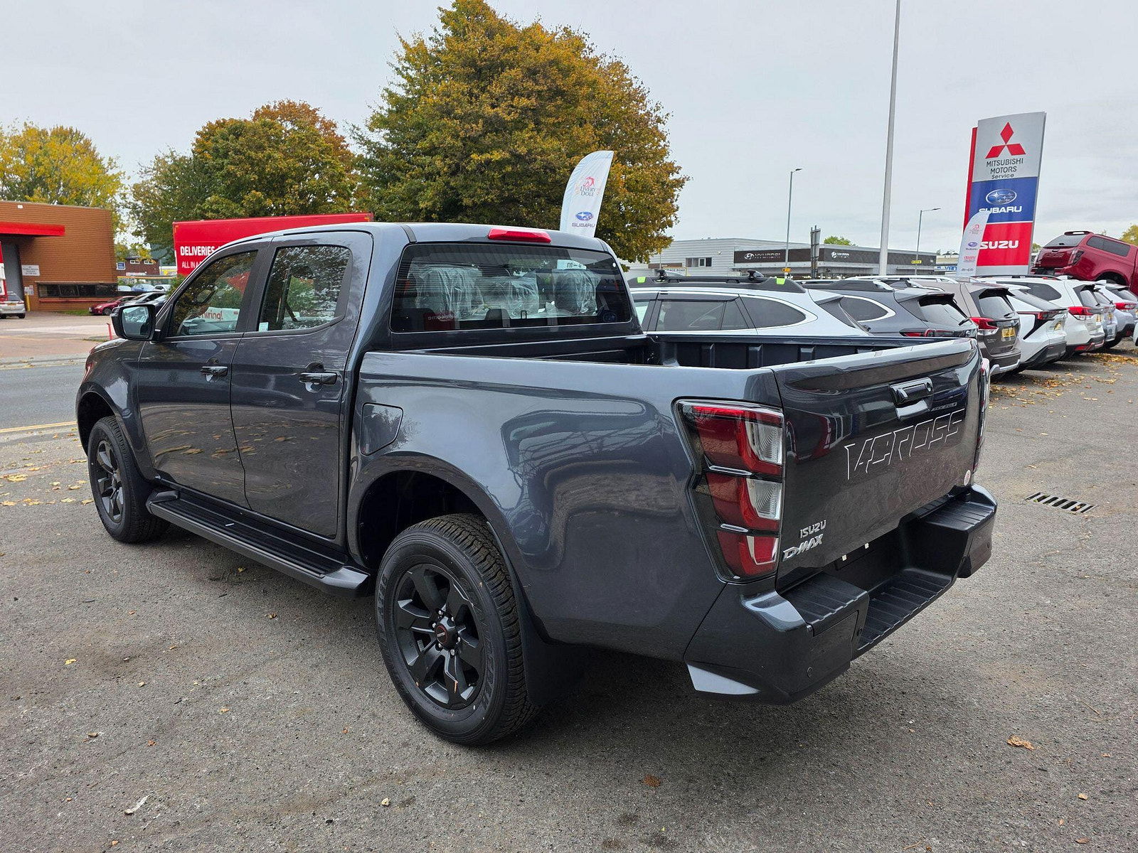 Isuzu D-Max 1.9 TD V-Cross Pickup Double Cab 4dr Diesel Manual 4WD Euro 6 (s/s) (164 ps) 4dr Manual 2025