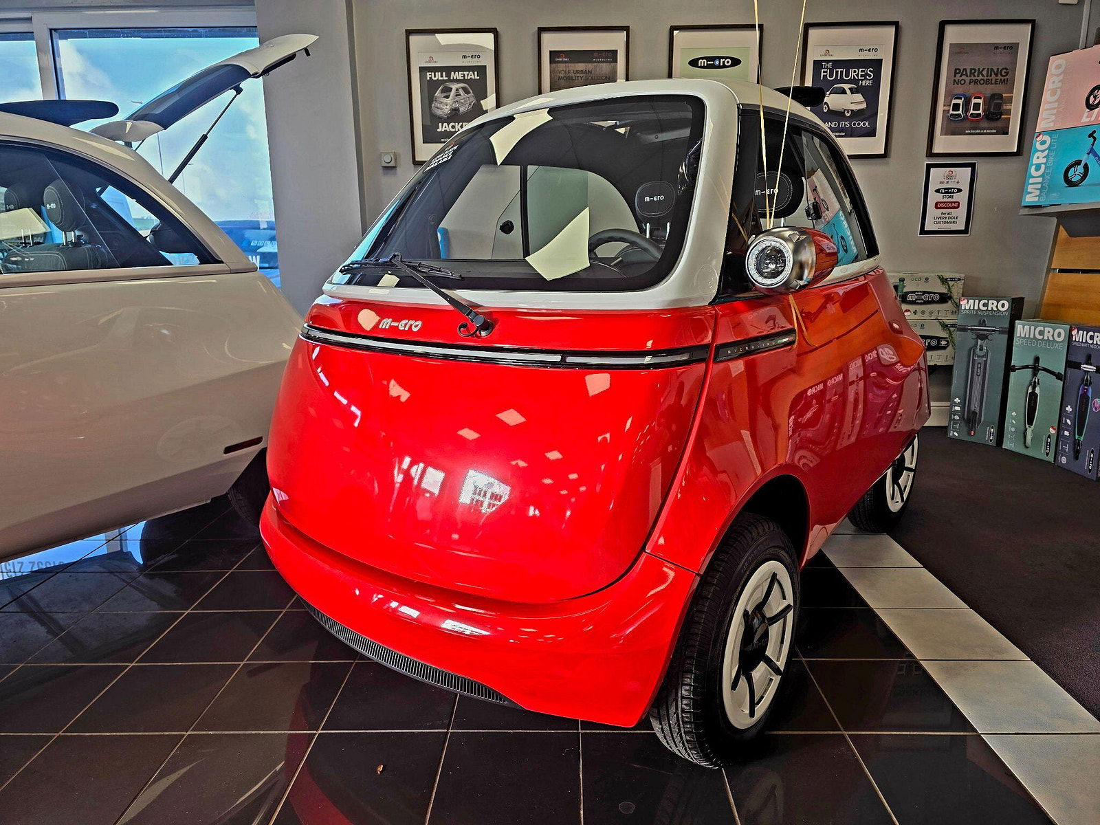 Micro Microlino 10.5kWh Medium Range Auto 2dr LHD 2dr Automatic 2025
