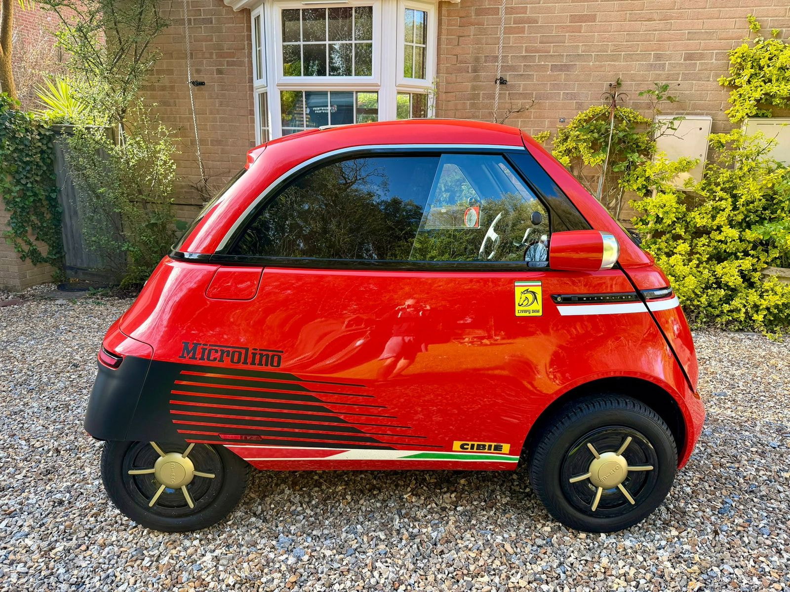 Micro Microlino 15kWh Medium Range Coupe 2dr Electric Auto LHD (17 ps) 2dr Automatic 2026