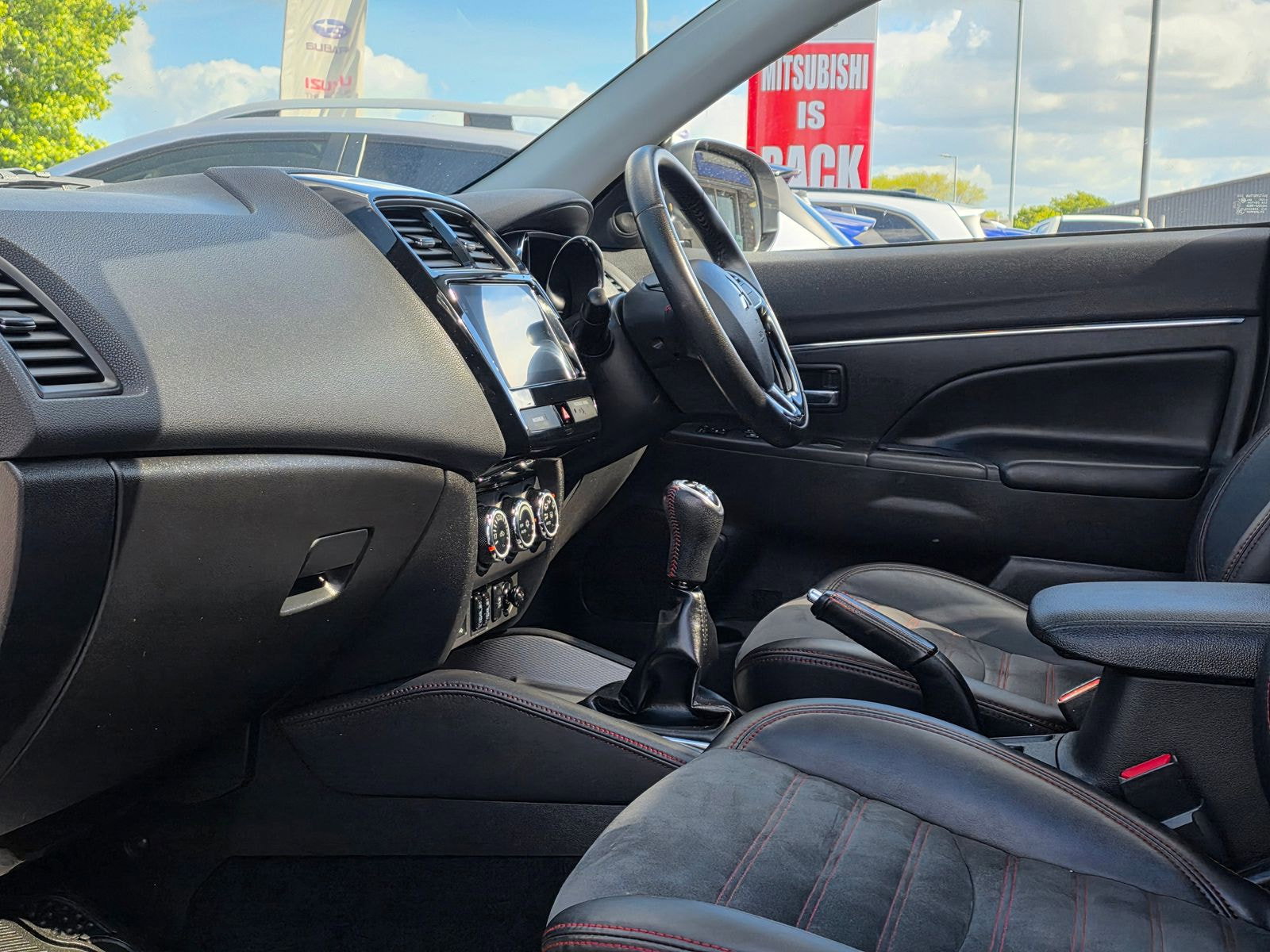 Mitsubishi ASX 1.6 Black SUV 5dr Petrol Manual Euro 6 (117 ps) 5dr Manual 2019
