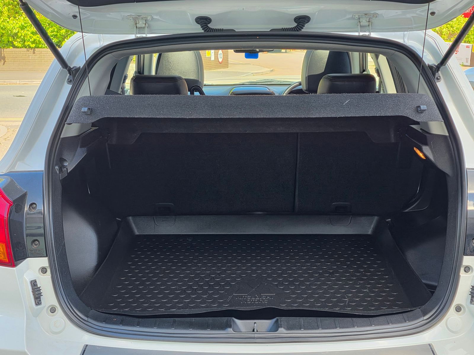 Mitsubishi ASX 1.6 Black SUV 5dr Petrol Manual Euro 6 (117 ps) 5dr Manual 2019