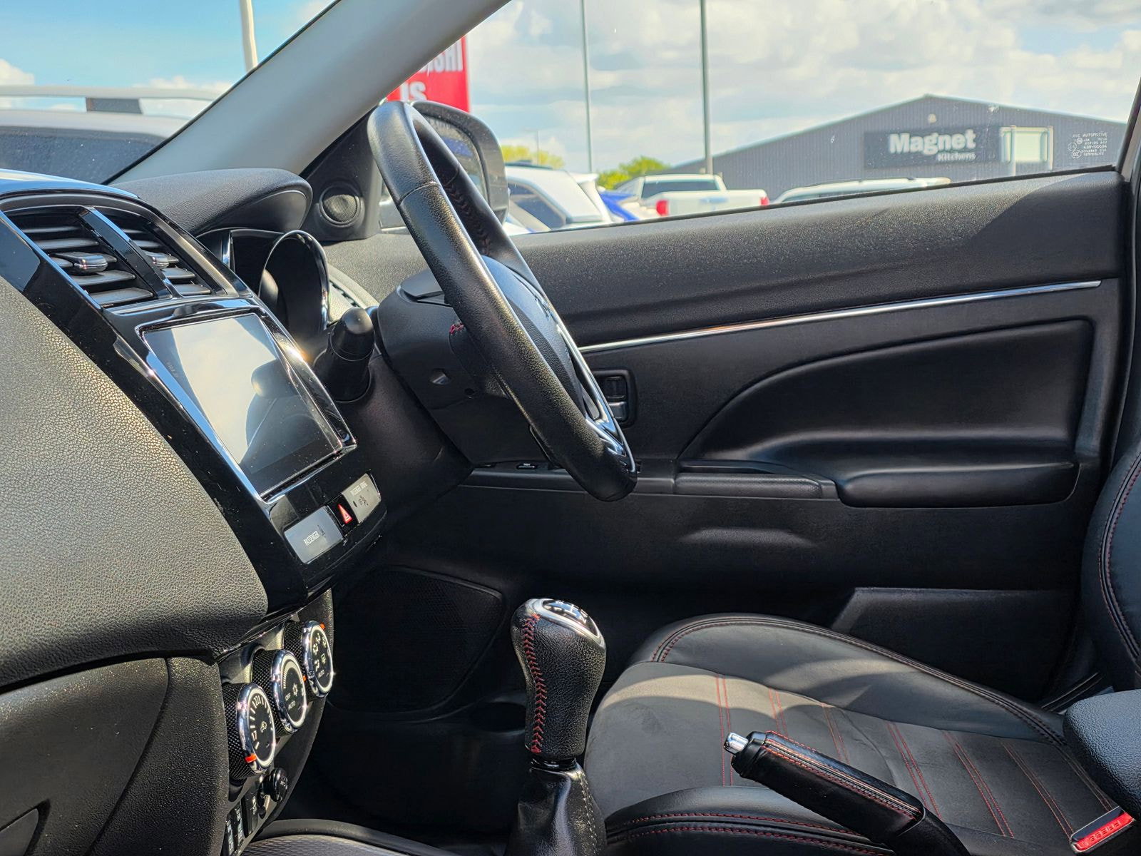 Mitsubishi ASX 1.6 Black SUV 5dr Petrol Manual Euro 6 (117 ps) 5dr Manual 2019