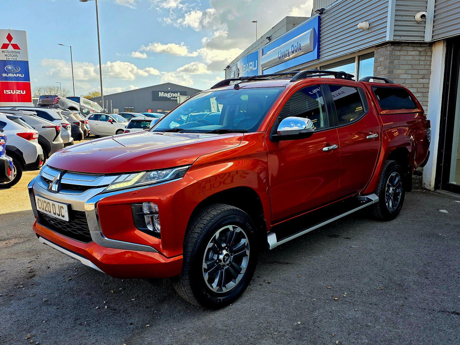 Mitsubishi L200 2.2 DI-D DC Barbarian 4WD Euro 6 (s/s) 4dr 4dr Manual 2020