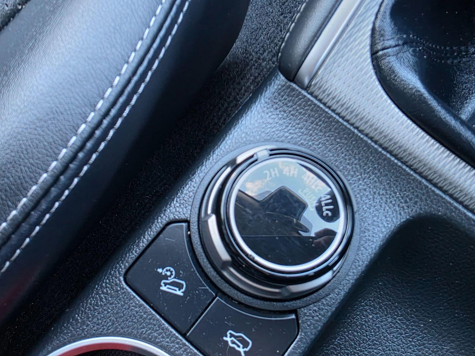 Mitsubishi L200 2.2 DI-D DC Barbarian 4WD Euro 6 (s/s) 4dr 4dr Manual 2020