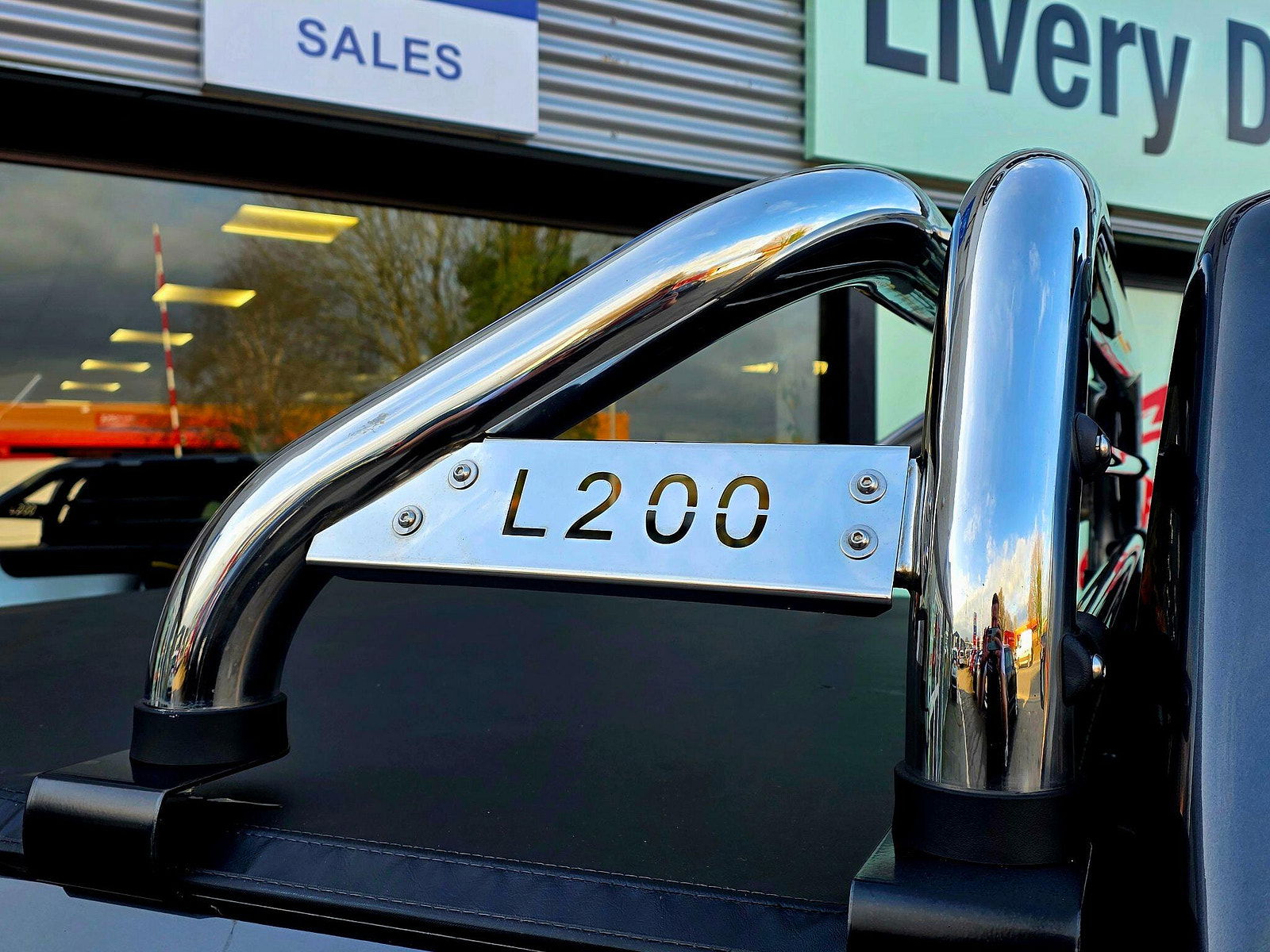 Mitsubishi L200 2.2 DI-D DC Barbarian Auto 4WD Euro 6 (s/s) 4dr 4dr Automatic 2020