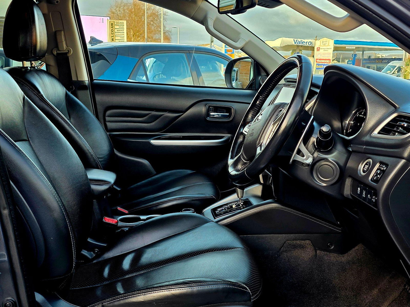 Mitsubishi L200 2.2 DI-D DC Barbarian Auto 4WD Euro 6 (s/s) 4dr 4dr Automatic 2020