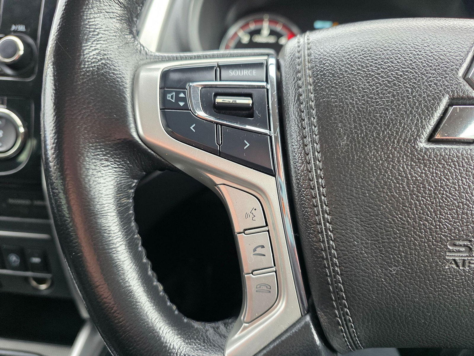 Mitsubishi L200 2.2 DI-D DC Trojan 4WD Euro 6 (s/s) 4dr 4dr Manual 2020