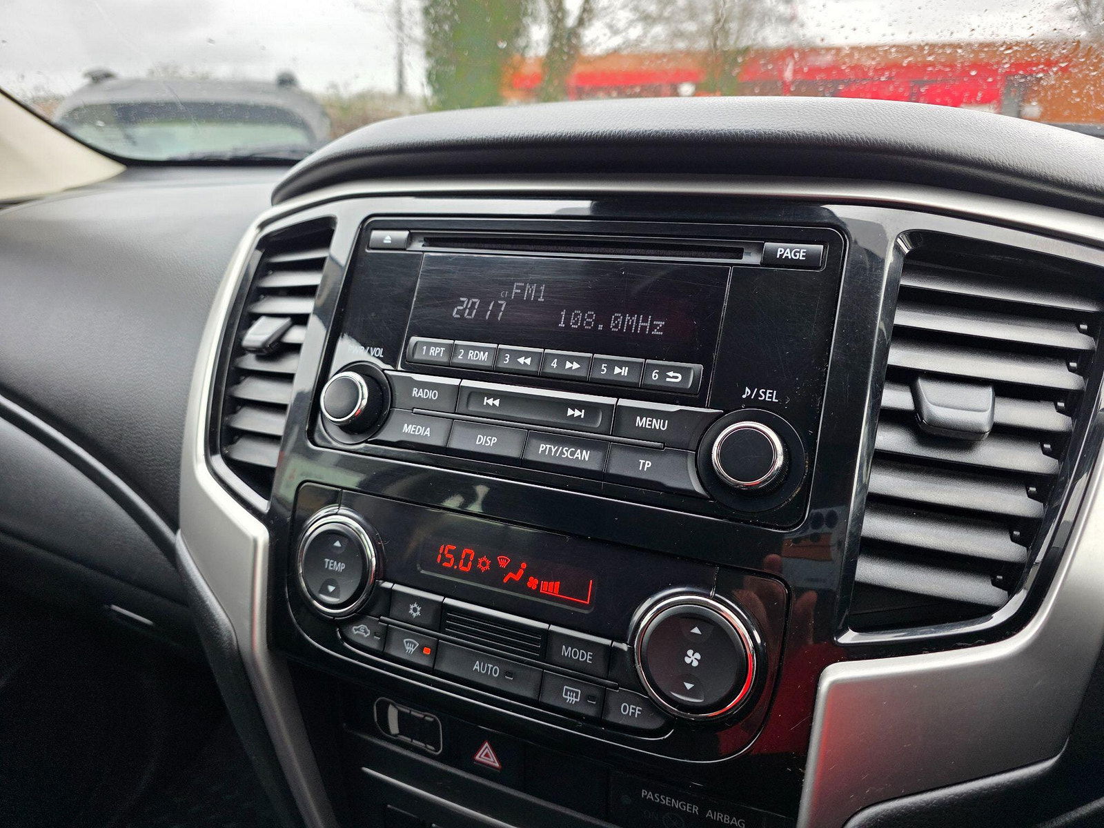 Mitsubishi L200 2.2 DI-D DC Trojan 4WD Euro 6 (s/s) 4dr 4dr Manual 2020