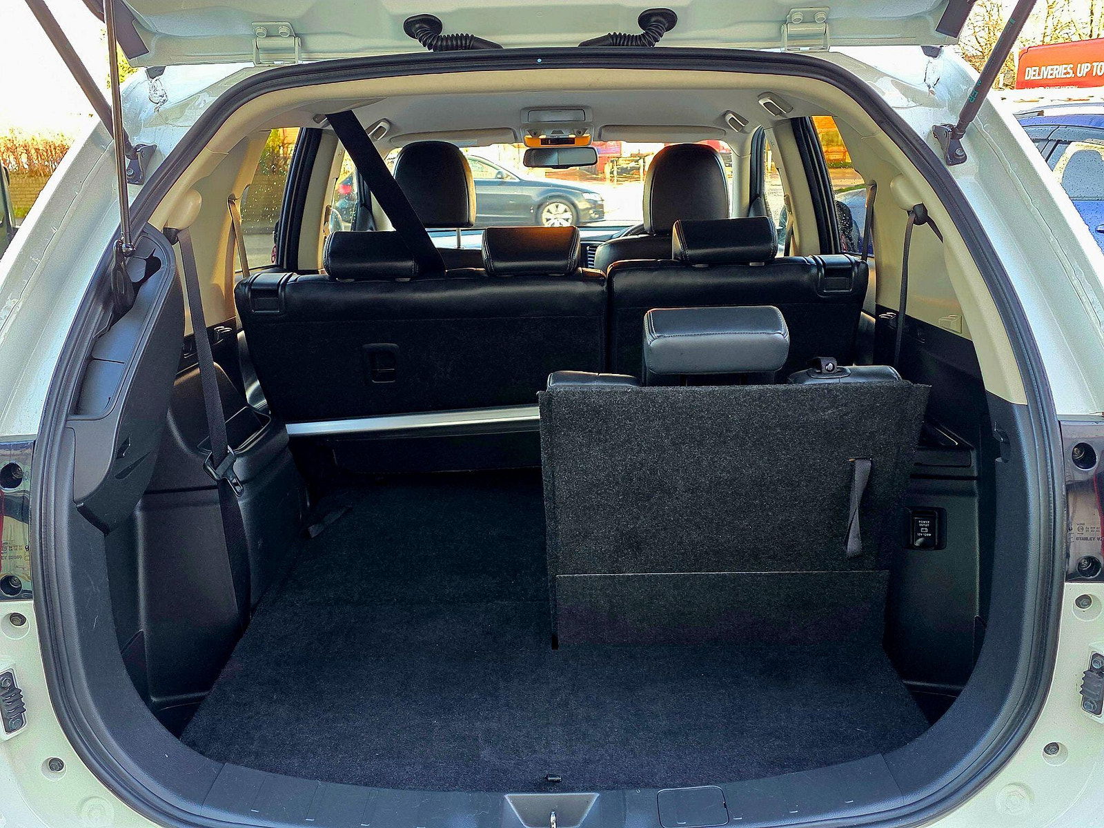 Mitsubishi Outlander 2.0 MIVEC Exceed CVT 4WD Euro 6 (s/s) 5dr 5dr Automatic 2020